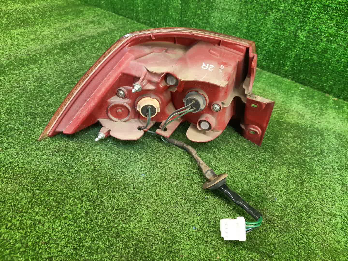 Стоп-сигнал правый задний MITSUBISHI LANCER, GALANT FORTIS CY4A, CY2A, CY3A, CY6A 2 ракурс