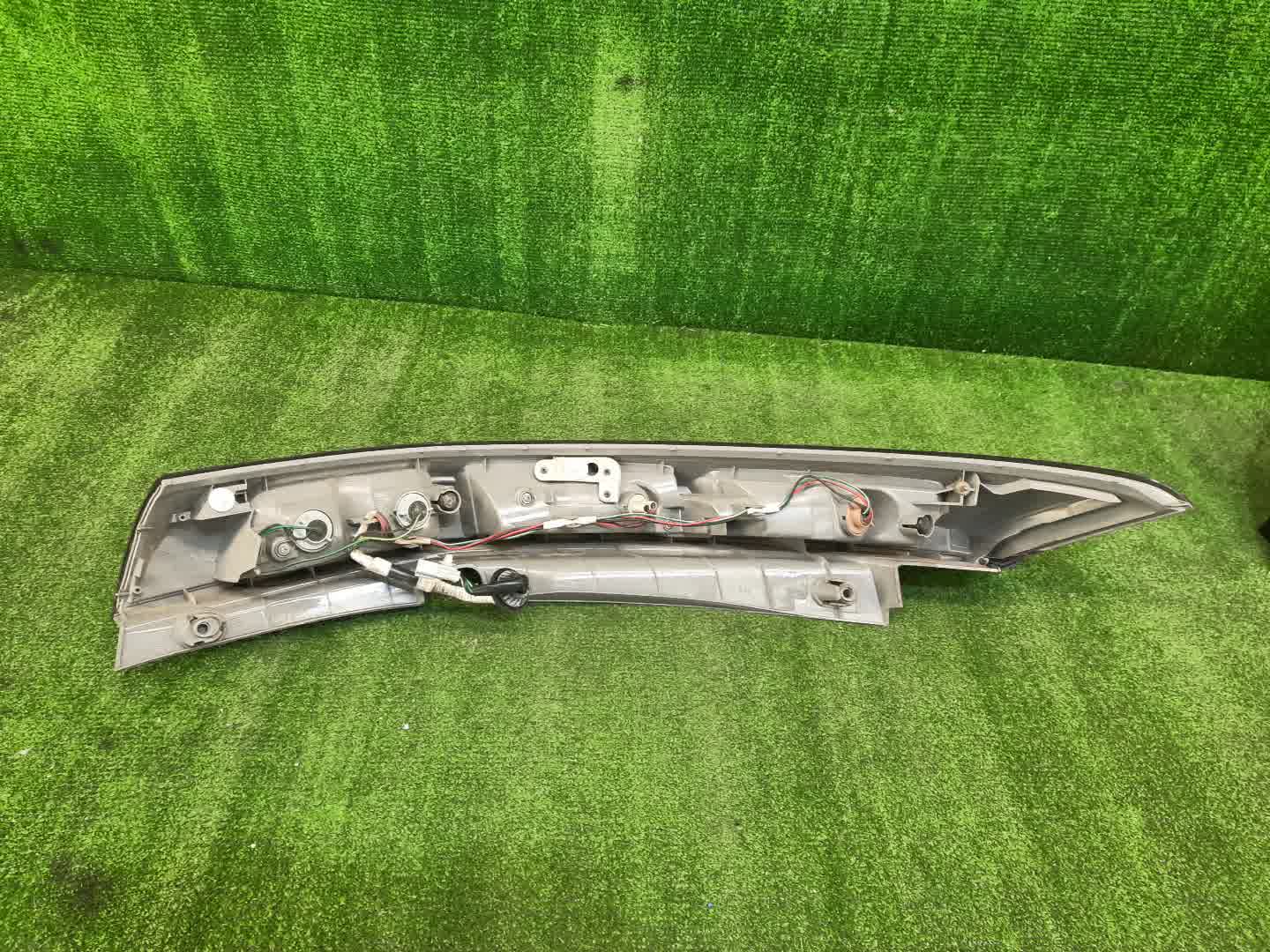 Стоп-сигнал правый задний HONDA STREAM RN9, RN6, RN7, RN8 3 ракурс