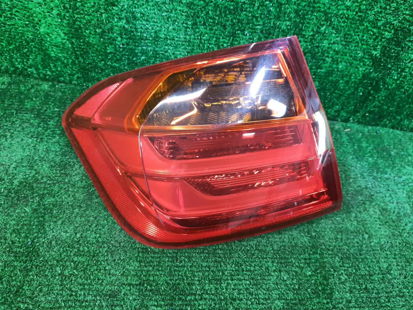 Стоп-сигнал левый задний BMW 320d, 335i, 318d, 330d, 335d, 316d, 3-Series, 328i, 320i, 316i F30 1 ракурс
