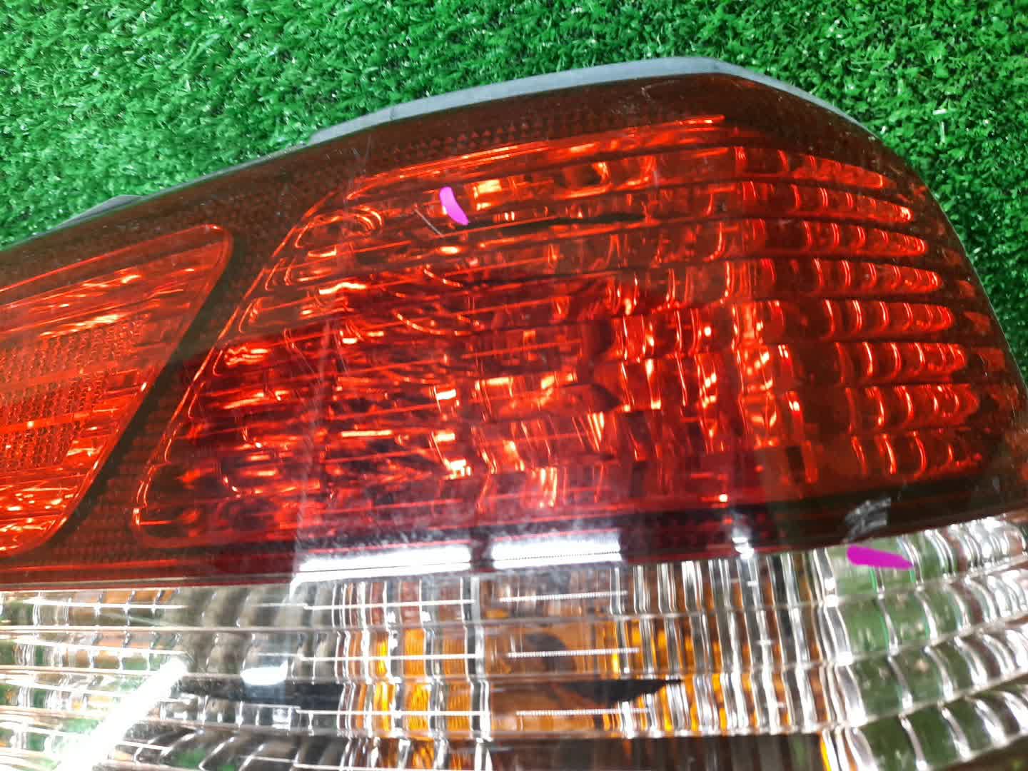 Стоп-сигнал правый задний TOYOTA CRESTA GX100, JZX100, JZX101, LX100, GX105, JZX105, SX100 2 ракурс