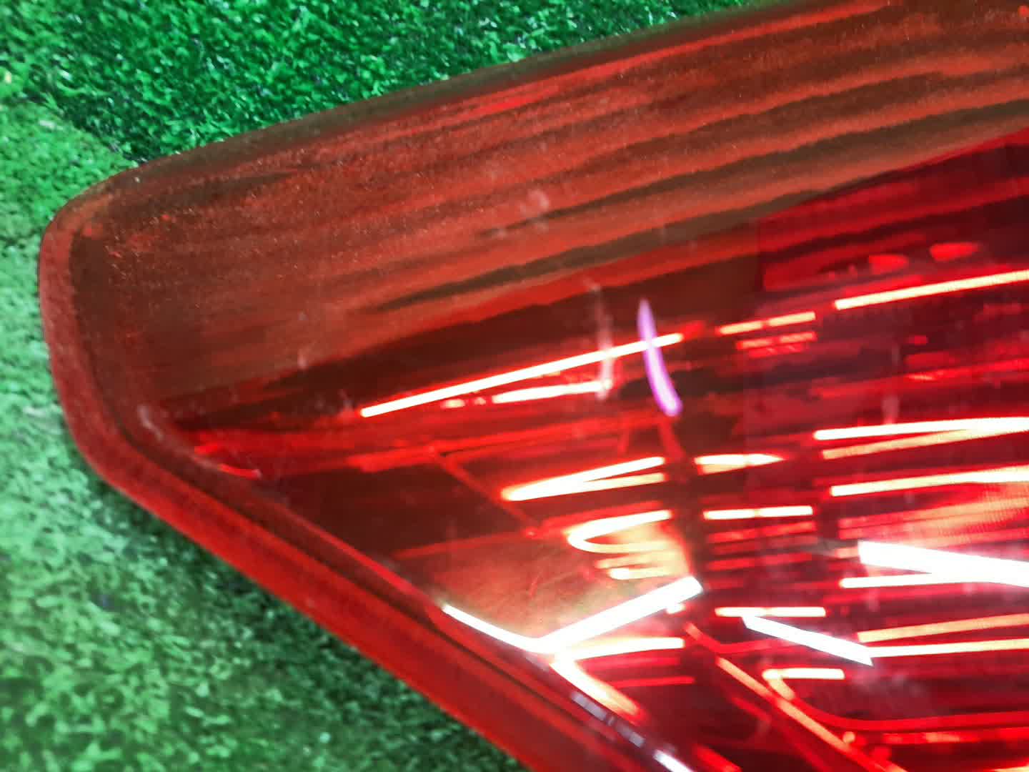 Стоп-сигнал левый задний TOYOTA ALPHARD ANH25W, GGH25W, GGH20W, ANH20W 2 ракурс
