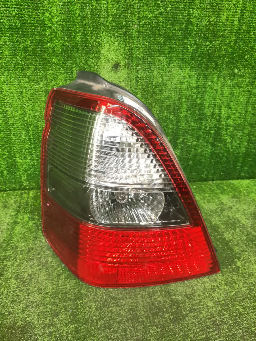 Стоп-сигнал левый задний HONDA ODYSSEY RA6, RA8, RA7, RA9 1 ракурс