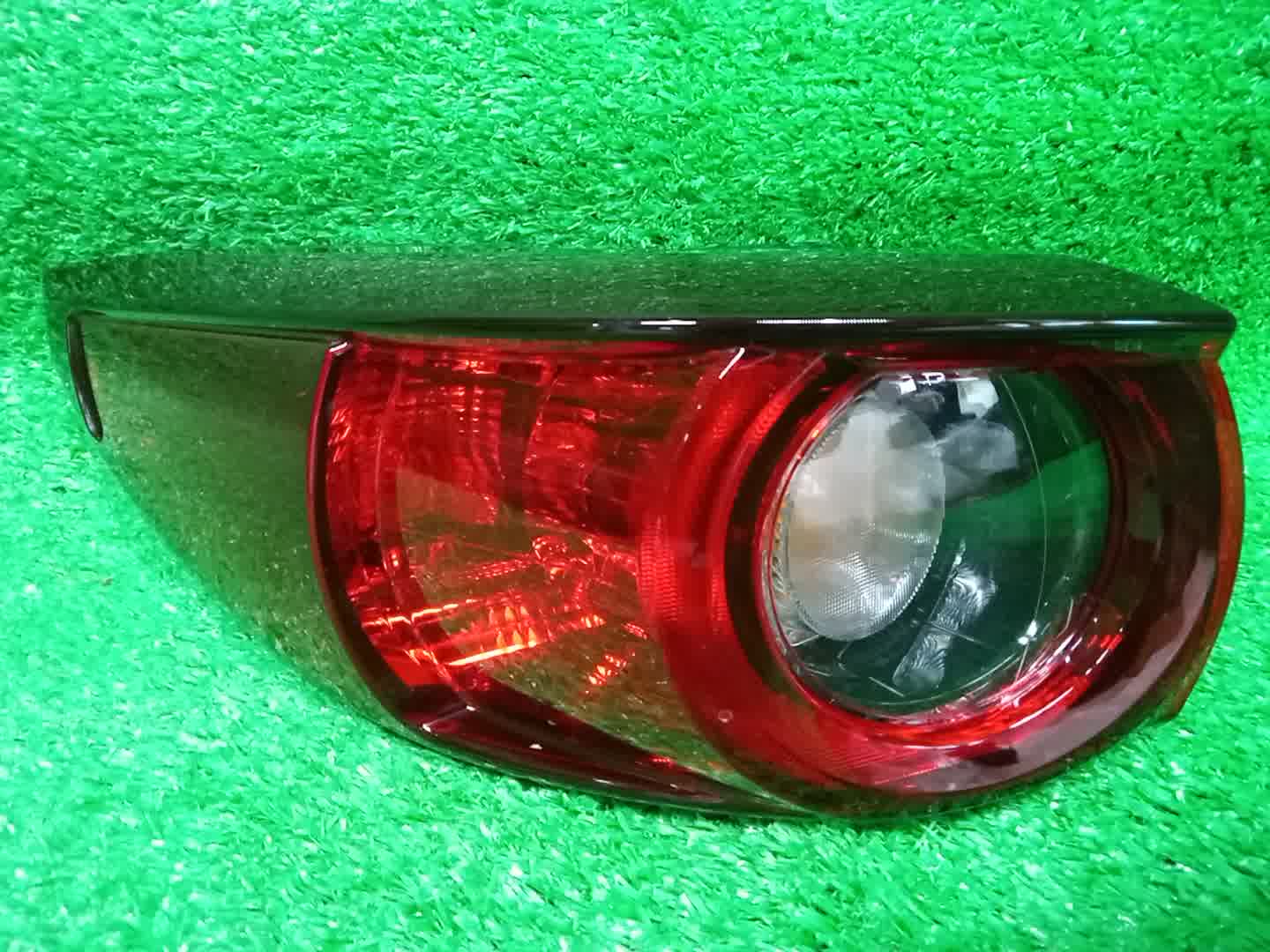 Стоп-сигнал левый задний MAZDA CX-5 KF5P, KF2P, KFEP KB8M-51-160G 1 ракурс