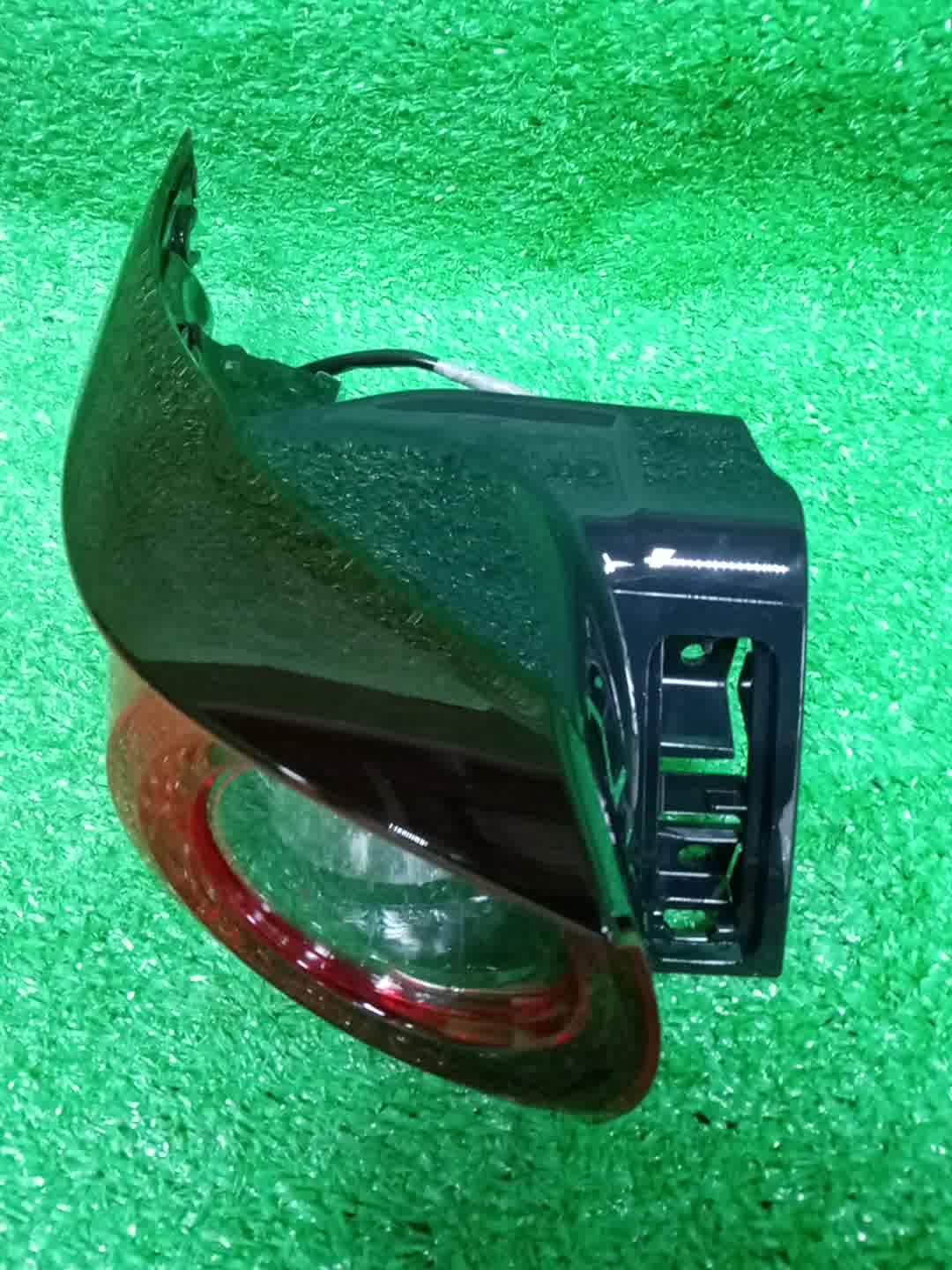 Стоп-сигнал левый задний MAZDA CX-5 KF5P, KF2P, KFEP KB8M-51-160G 2 ракурс