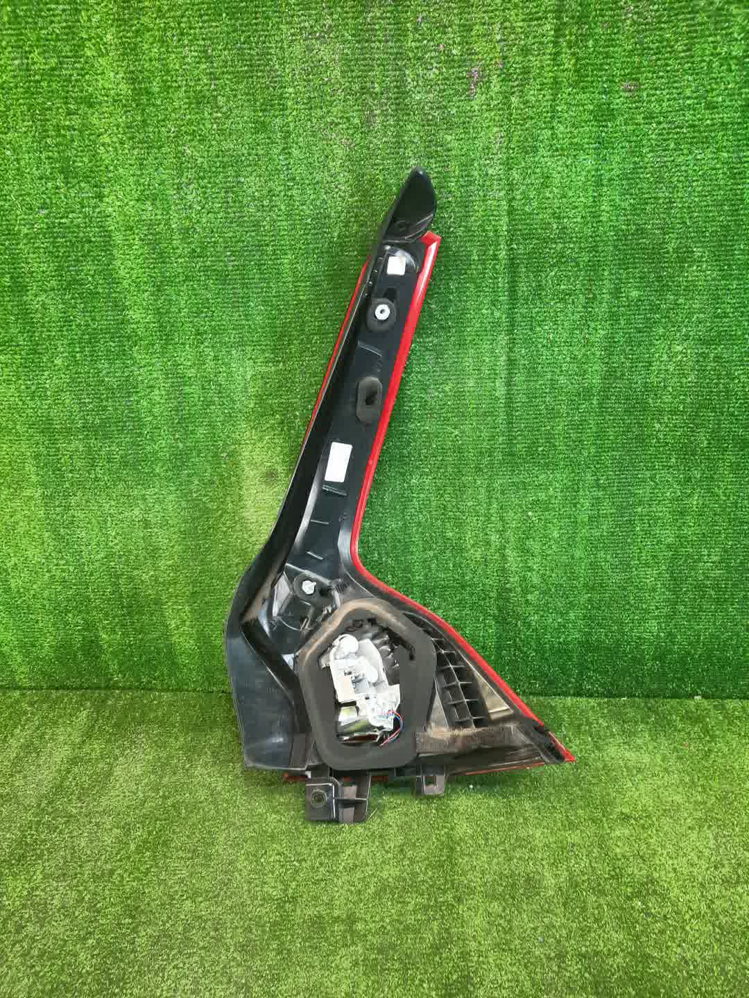 Стоп-сигнал левый задний VOLVO V60 FW45, FW47, FW, FW52, FW48, FW90 2 ракурс