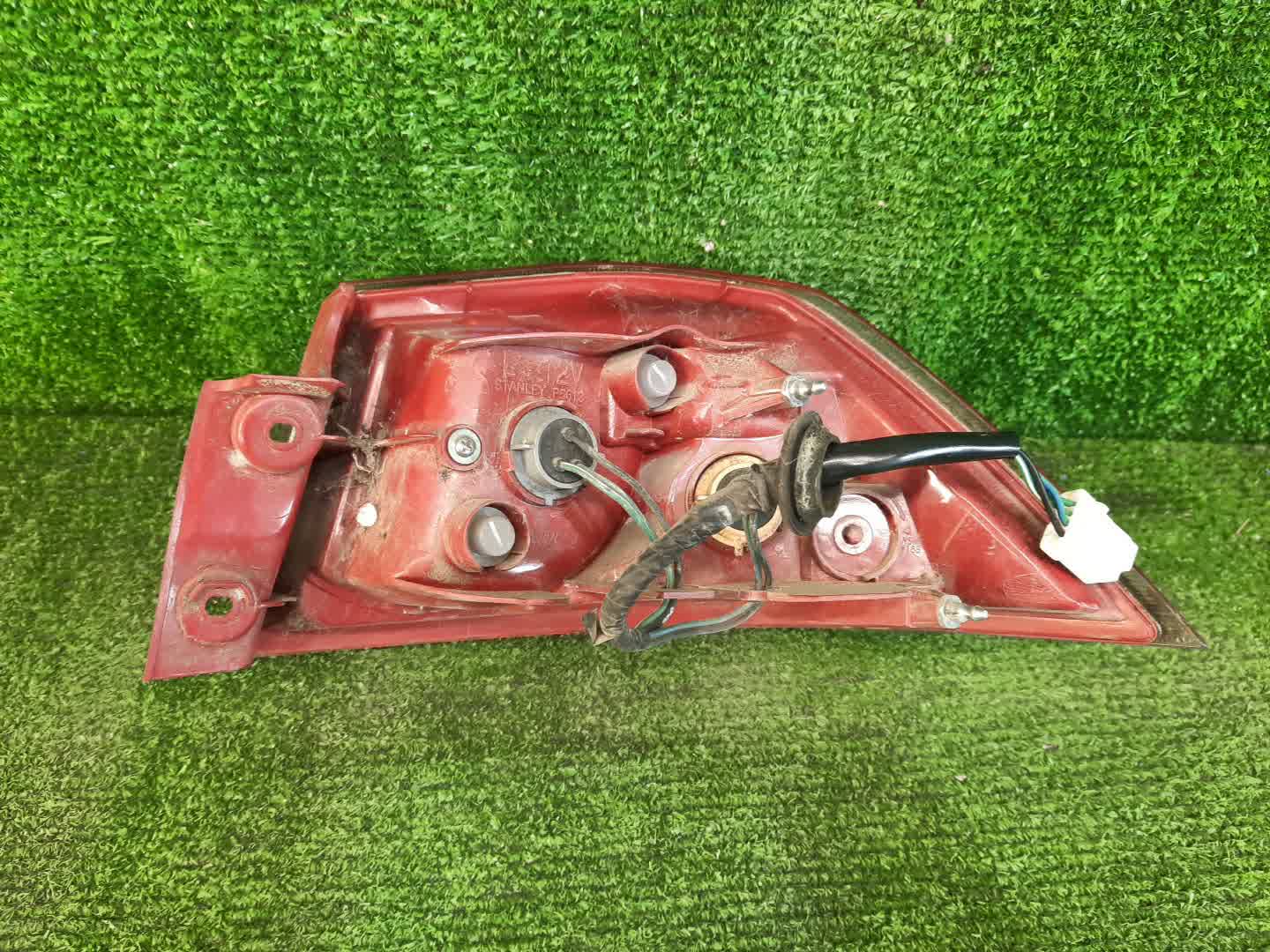 Стоп-сигнал левый задний MITSUBISHI LANCER, GALANT FORTIS CY4A, CY2A, CY3A, CY6A 2 ракурс