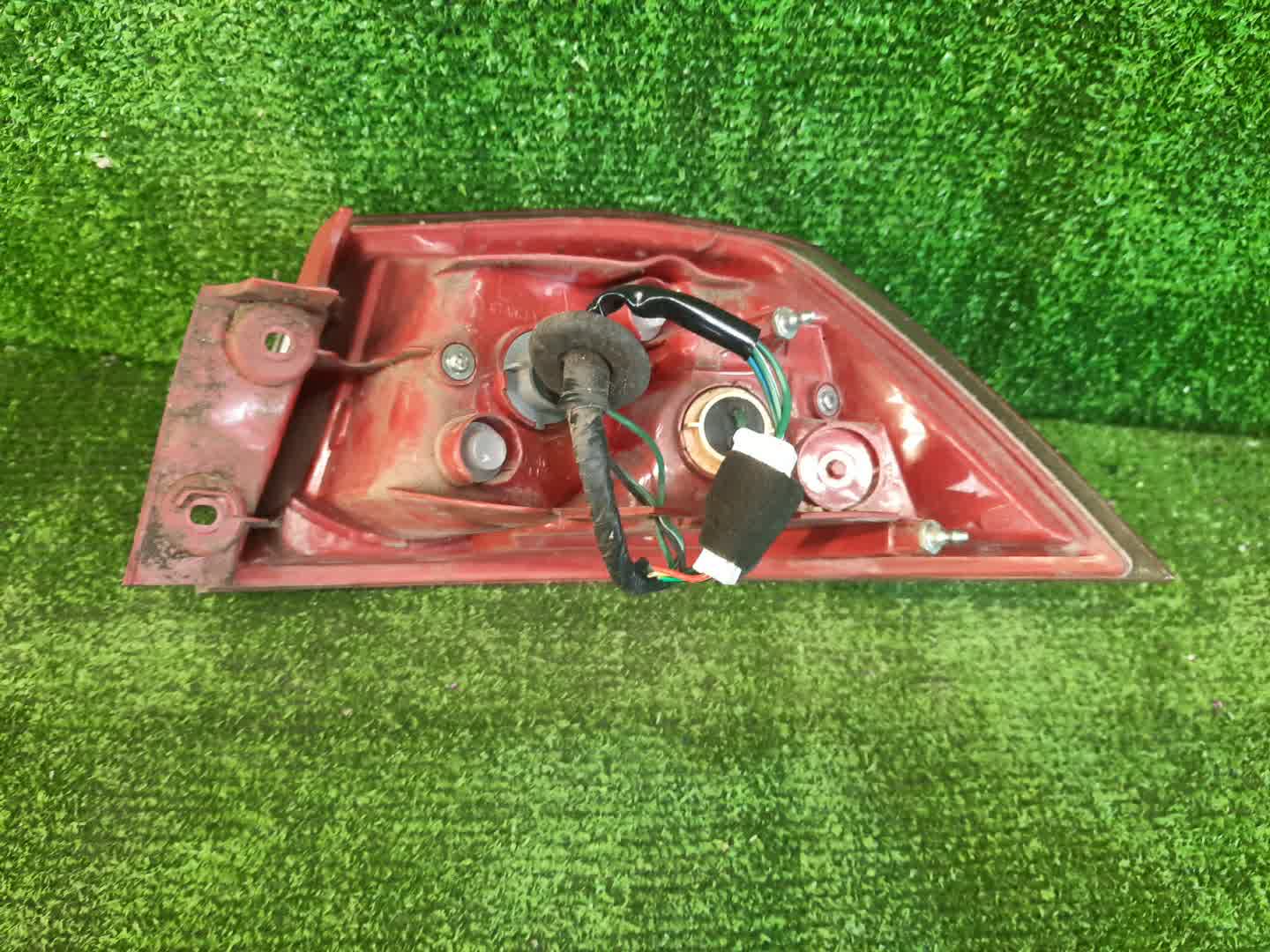 Стоп-сигнал левый задний MITSUBISHI LANCER, GALANT FORTIS CY4A, CY2A, CY3A, CY6A 2 ракурс