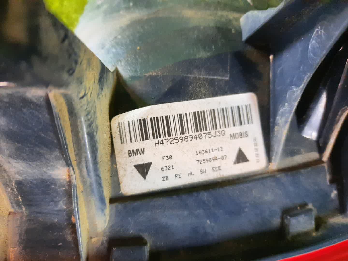 Стоп-сигнал правый задний BMW 320d, 335i, 318d, 330d, 335d, 316d, 3-Series, 328i, 320i, 316i F30 3 ракурс