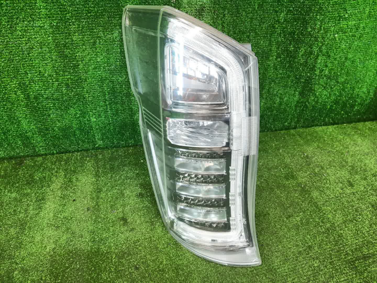 Стоп-сигнал левый задний HONDA STEPWGN RK1 1 ракурс