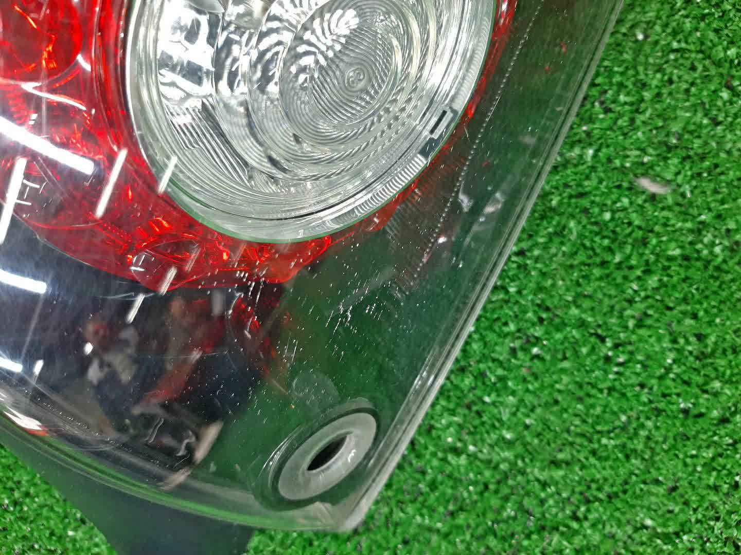 Стоп-сигнал правый задний MAZDA RX-8 SE3P 2 ракурс Стоп-сигнал правый задний MAZDA RX-8 SE3P 2 ракурс