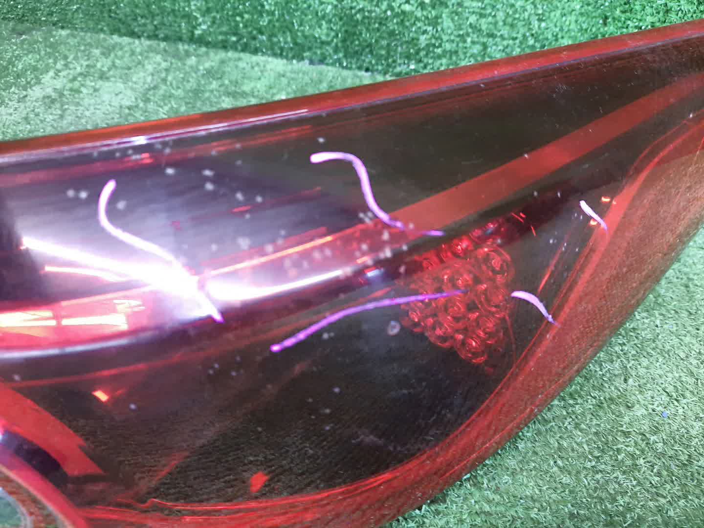 Стоп-сигнал правый задний MAZDA AXELA BM6FJ 2 ракурс