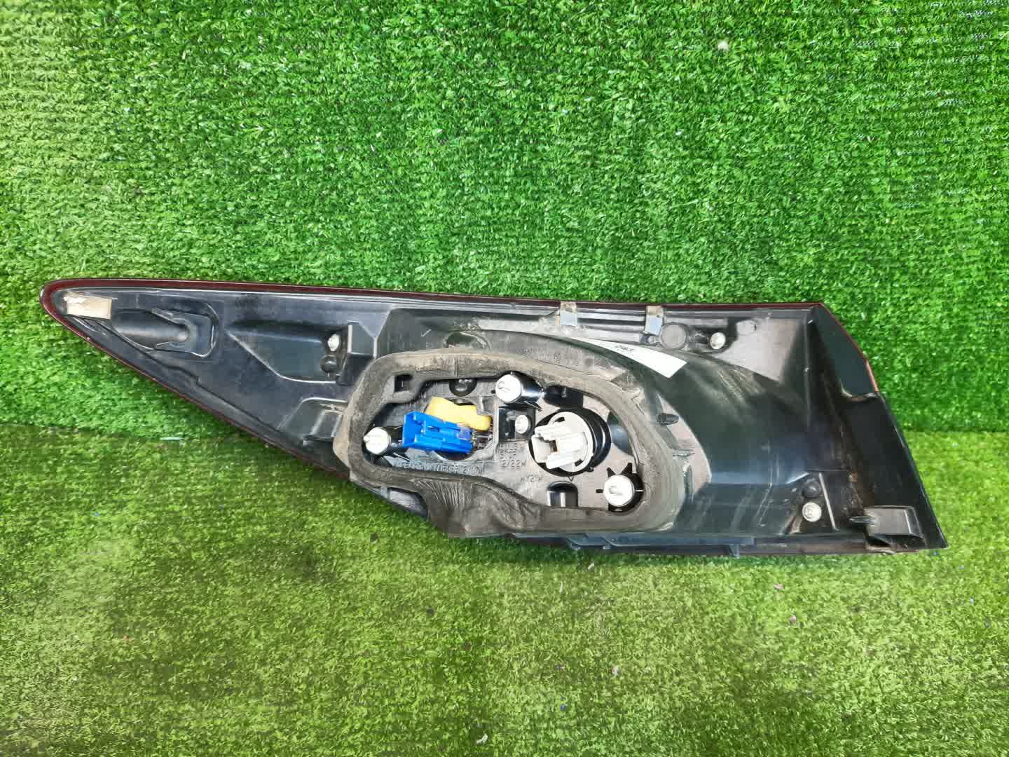 Стоп-сигнал правый задний MAZDA AXELA BM6FJ 3 ракурс