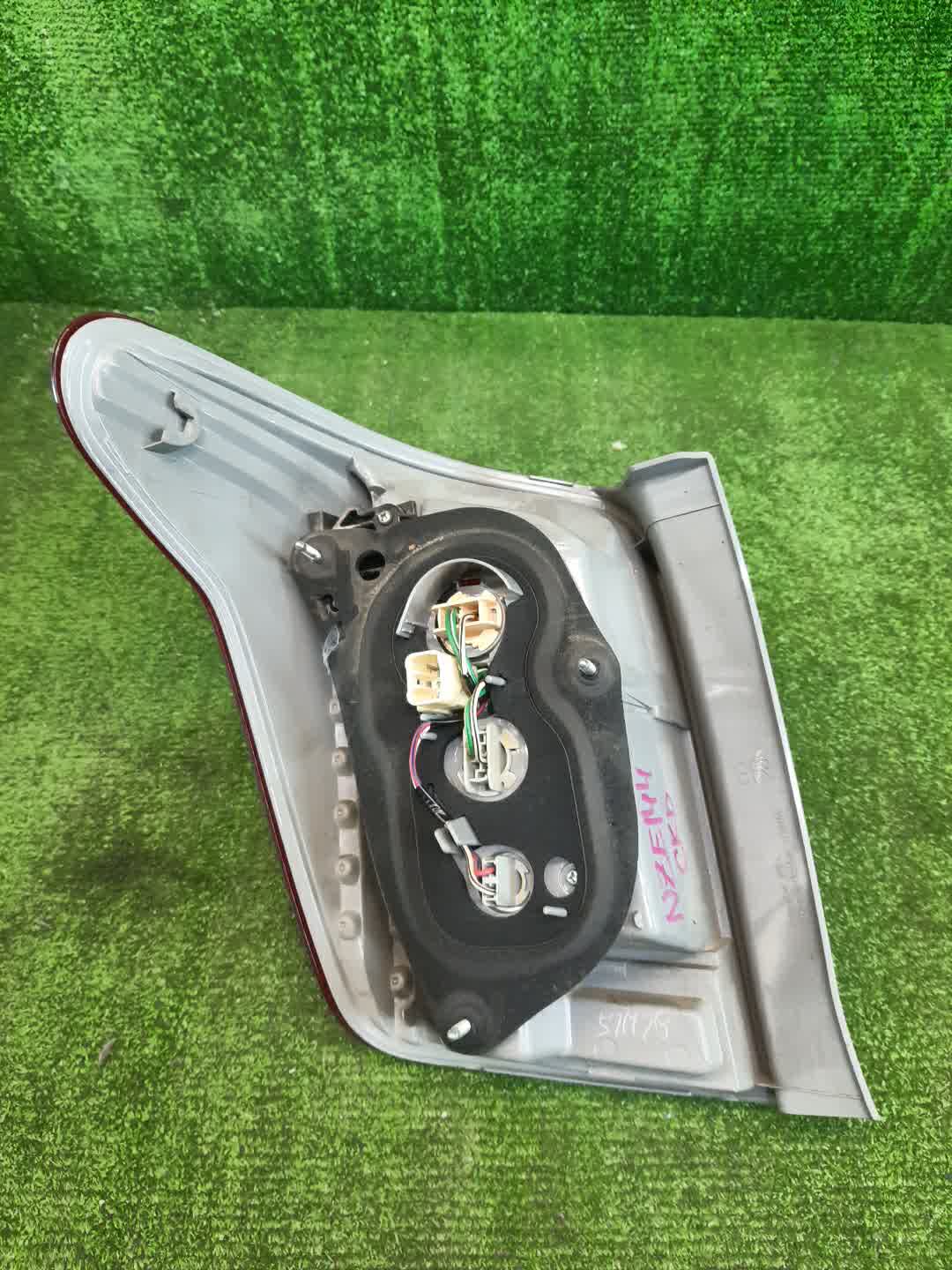 Стоп-сигнал правый задний TOYOTA COROLLA FIELDER, FIELDER ZRE144G, ZRE142G, NZE144G, NZE141G 3 ракурс