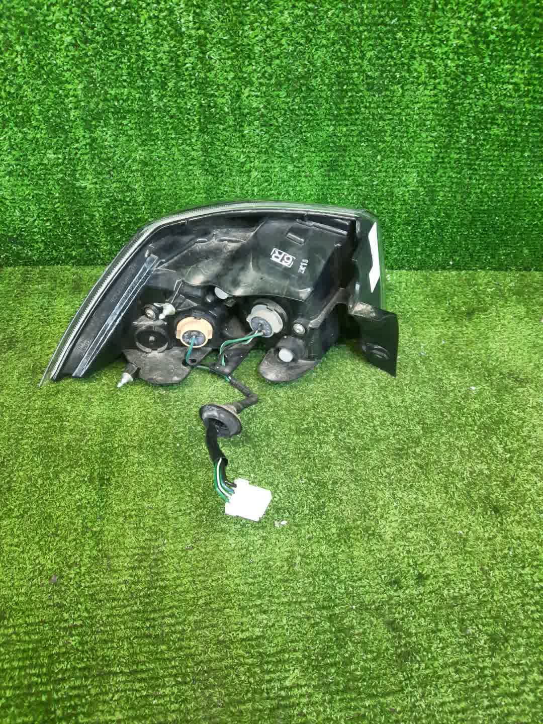 Стоп-сигнал правый задний MITSUBISHI LANCER, GALANT FORTIS CY4A, CY2A, CY3A, CY6A 2 ракурс