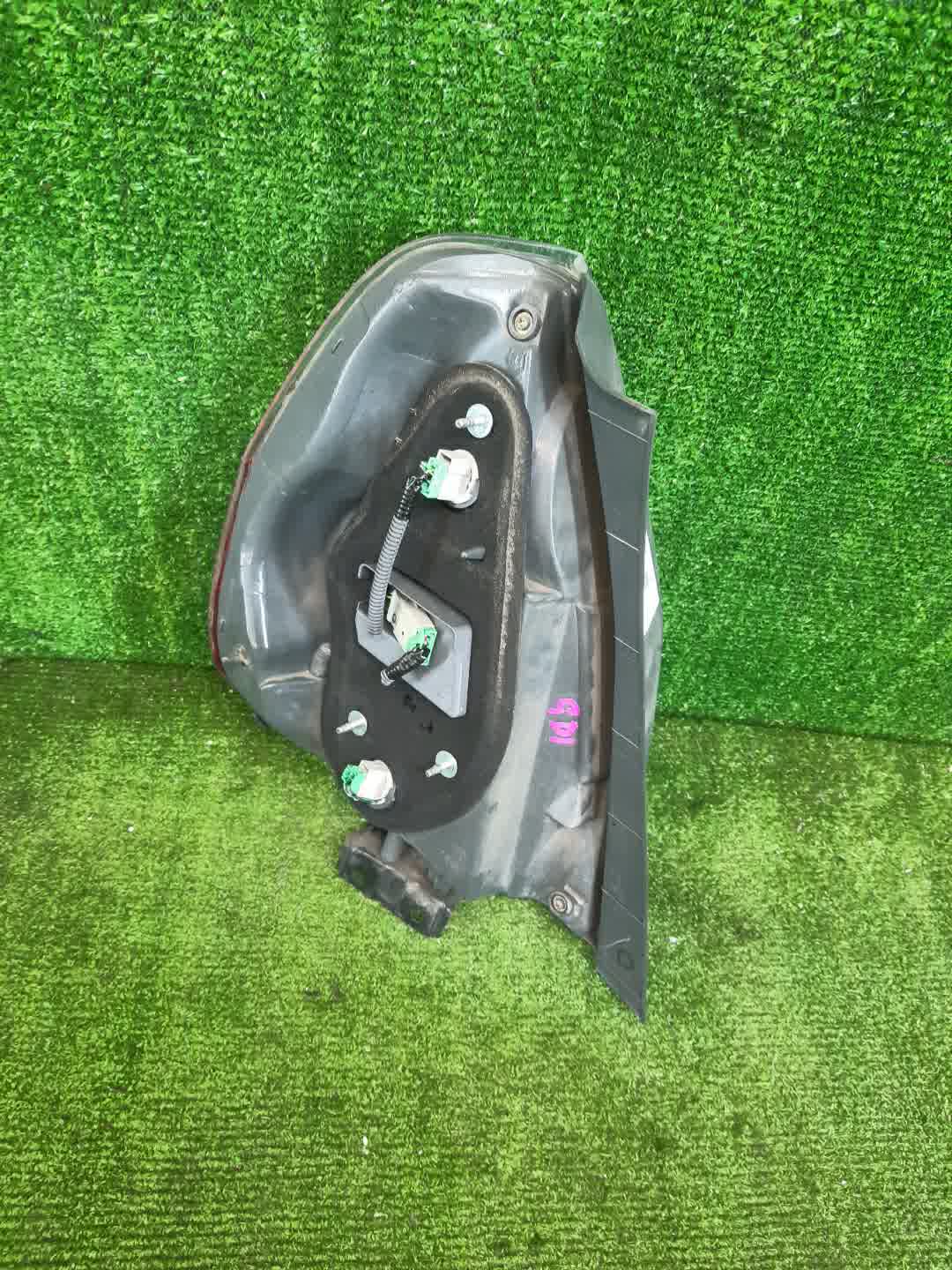 Стоп-сигнал правый задний HONDA FIT, JAZZ GD2, GD3, GD4, GD1 3 ракурс