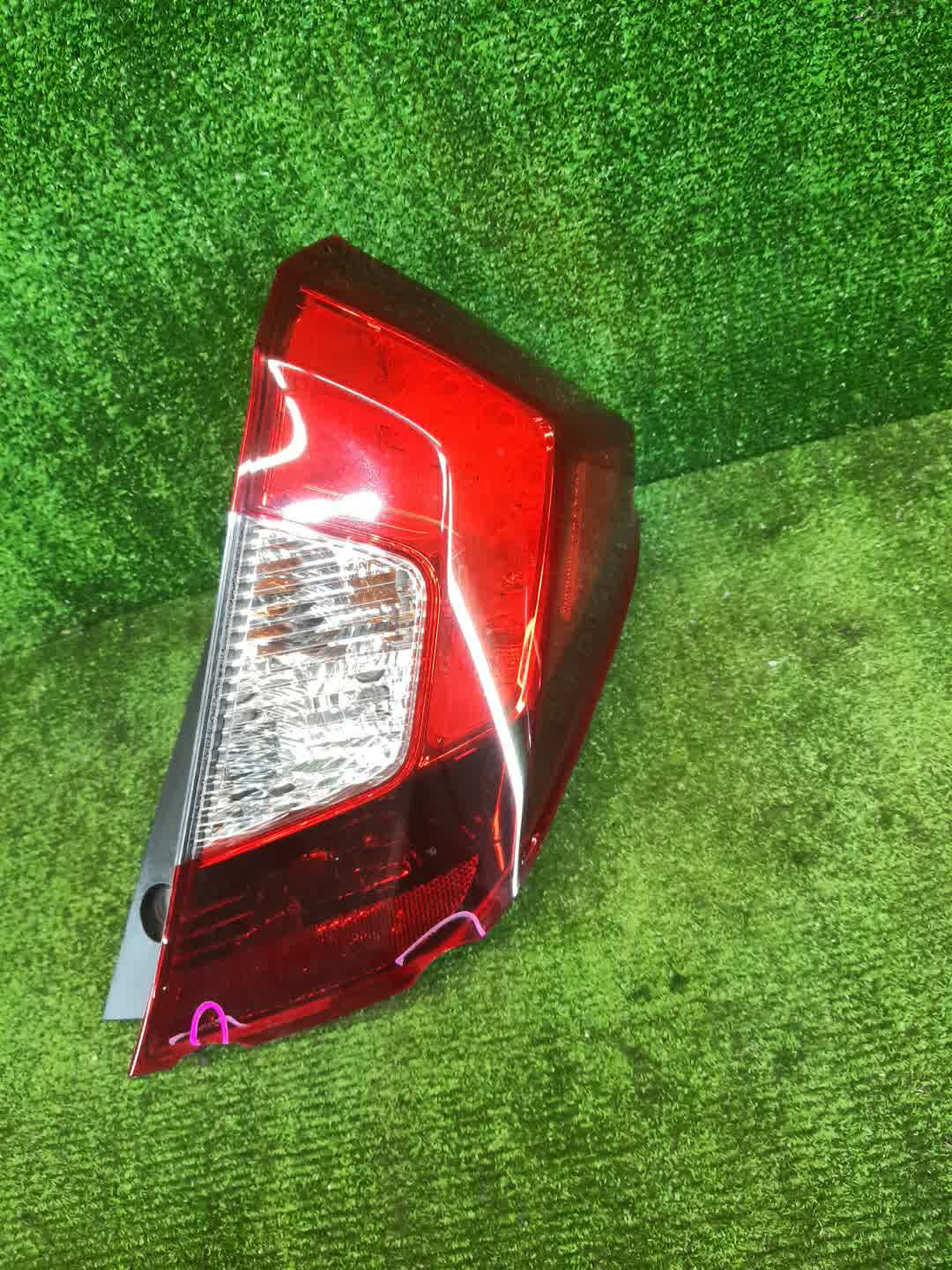Стоп-сигнал правый задний HONDA FIT GK6, GP6, GP5, GK3, GK5, GK4 1 ракурс