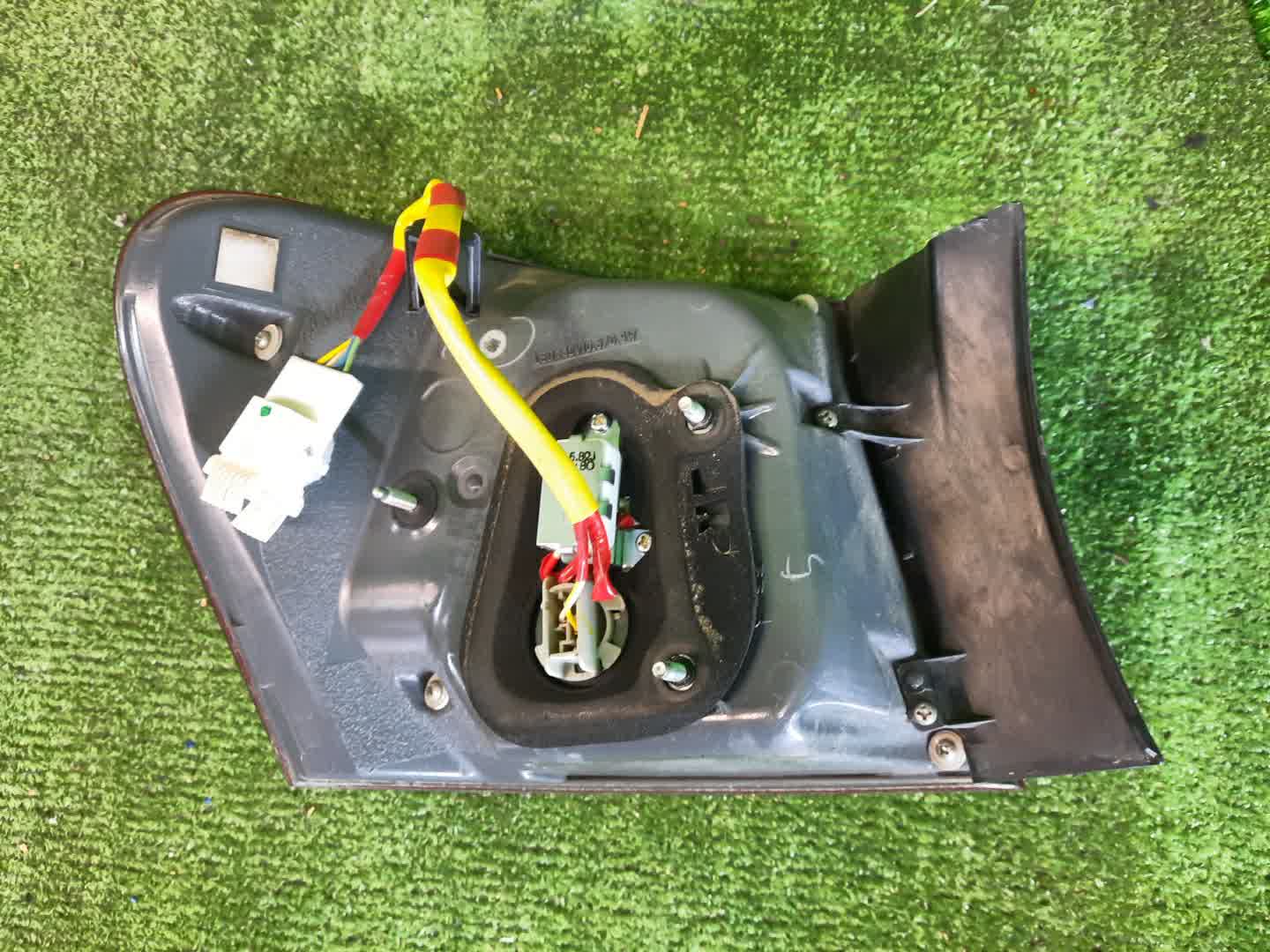 Стоп-сигнал правый задний LEXUS GS350, GS430, GS460, GS450H GRS191, GRS196, UZS190, URS190, GWS191 2 ракурс