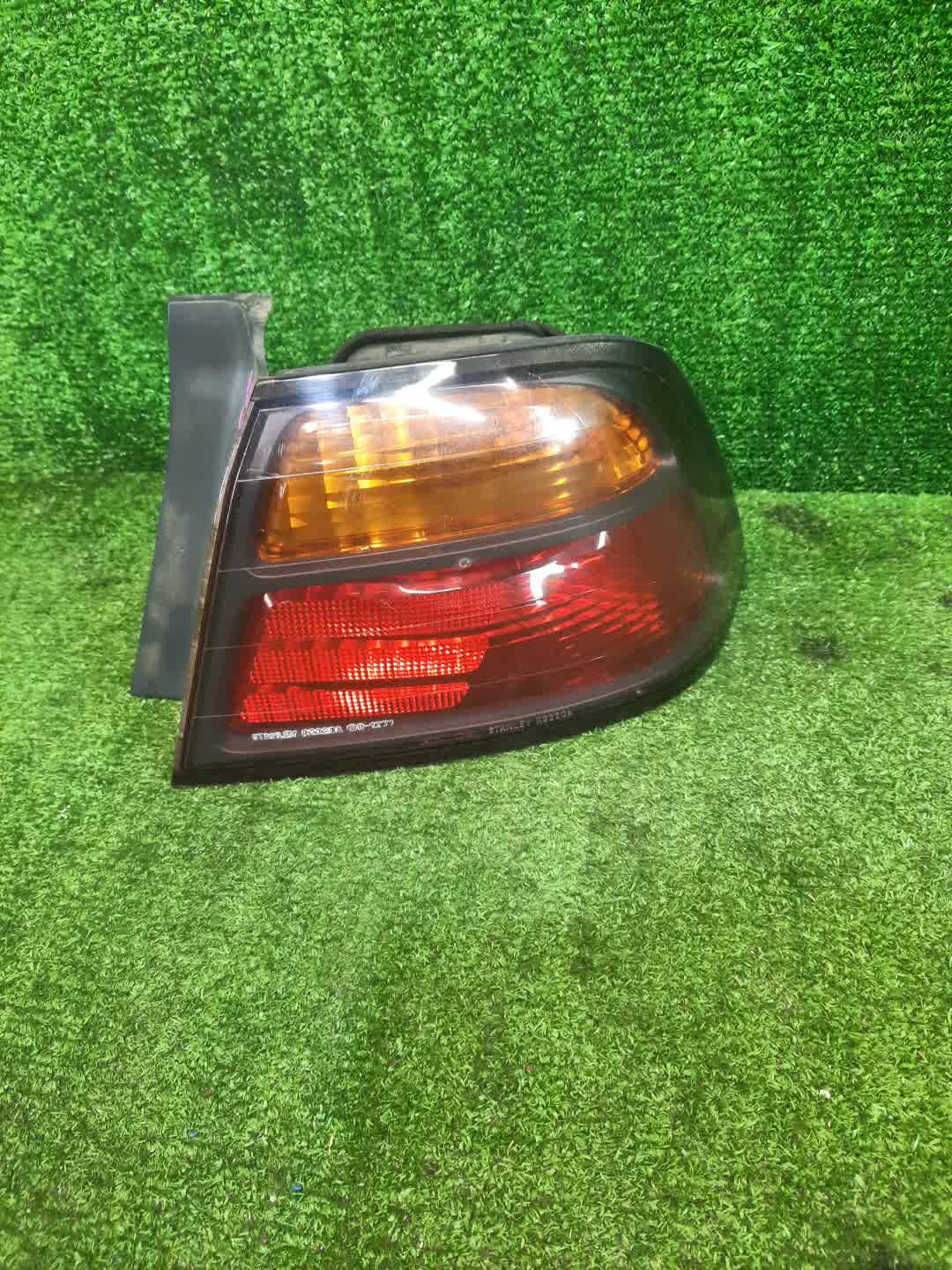Стоп-сигнал правый задний HONDA ACCORD, ASKA CL3, CF4, CF3, CF5, CL1, CJ2, CJ3 1 ракурс