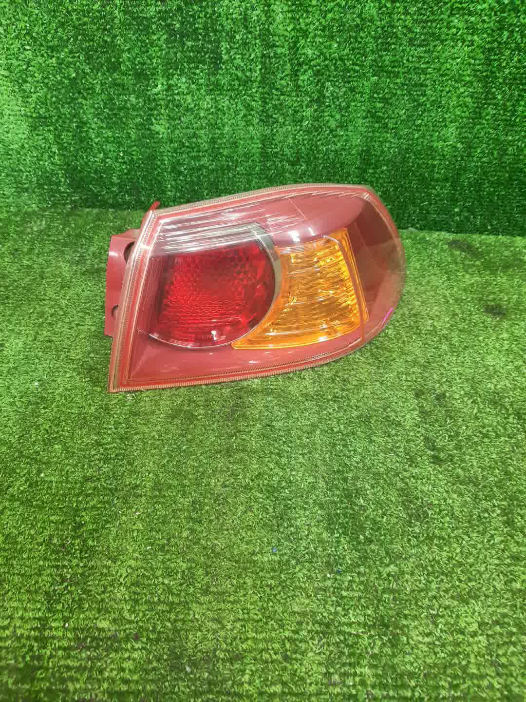 Стоп-сигнал правый задний MITSUBISHI LANCER, GALANT FORTIS CY4A, CY2A, CY3A, CY6A 1 ракурс