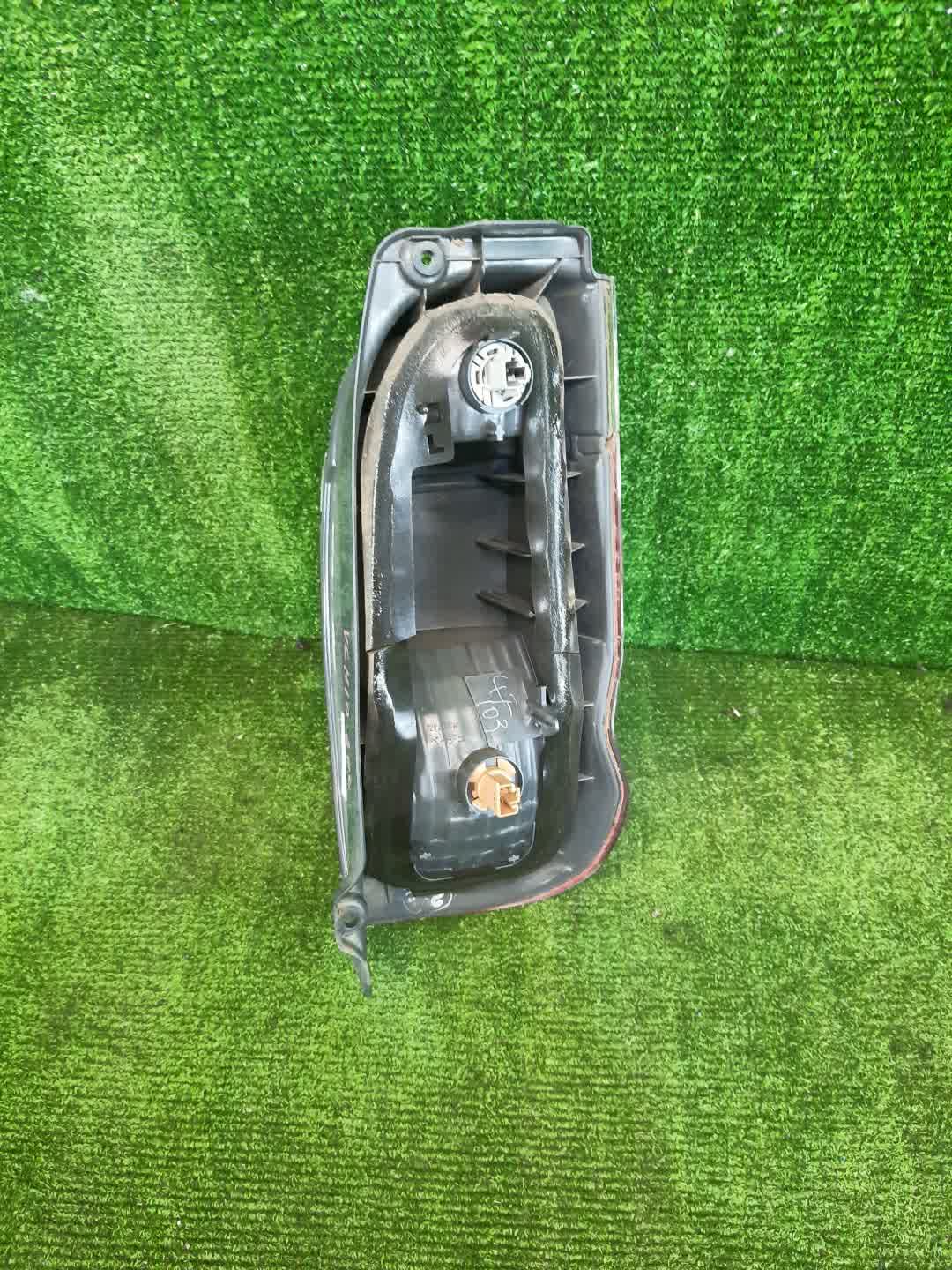 Стоп-сигнал левый задний TOYOTA GRANVIA VCH10W, KCH10W, VCH16W, KCH16W, RCH11W, KCH11W 2 ракурс