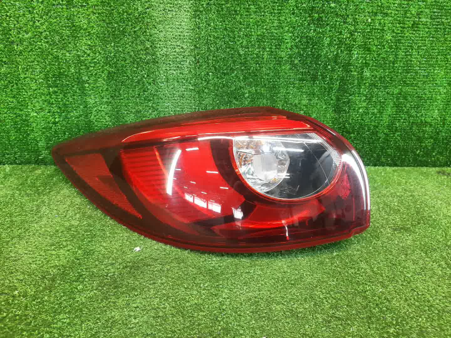Стоп-сигнал левый задний MAZDA CX-5 KE5AW, KE5FW, KEEAW, KEEFW, KE2AW, KE2FW 1 ракурс