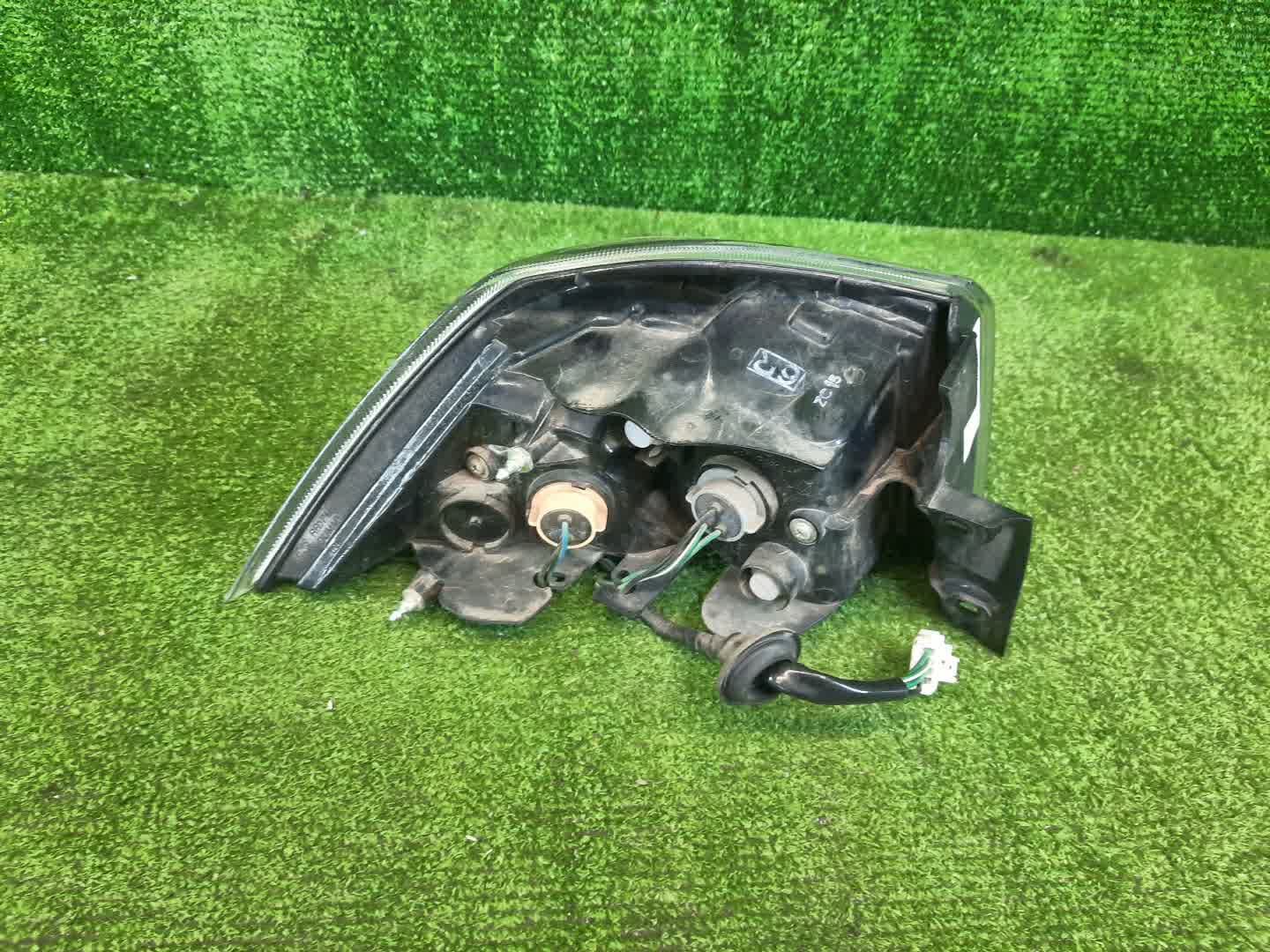 Стоп-сигнал правый задний MITSUBISHI LANCER, GALANT FORTIS CY4A, CY2A, CY3A, CY6A 2 ракурс