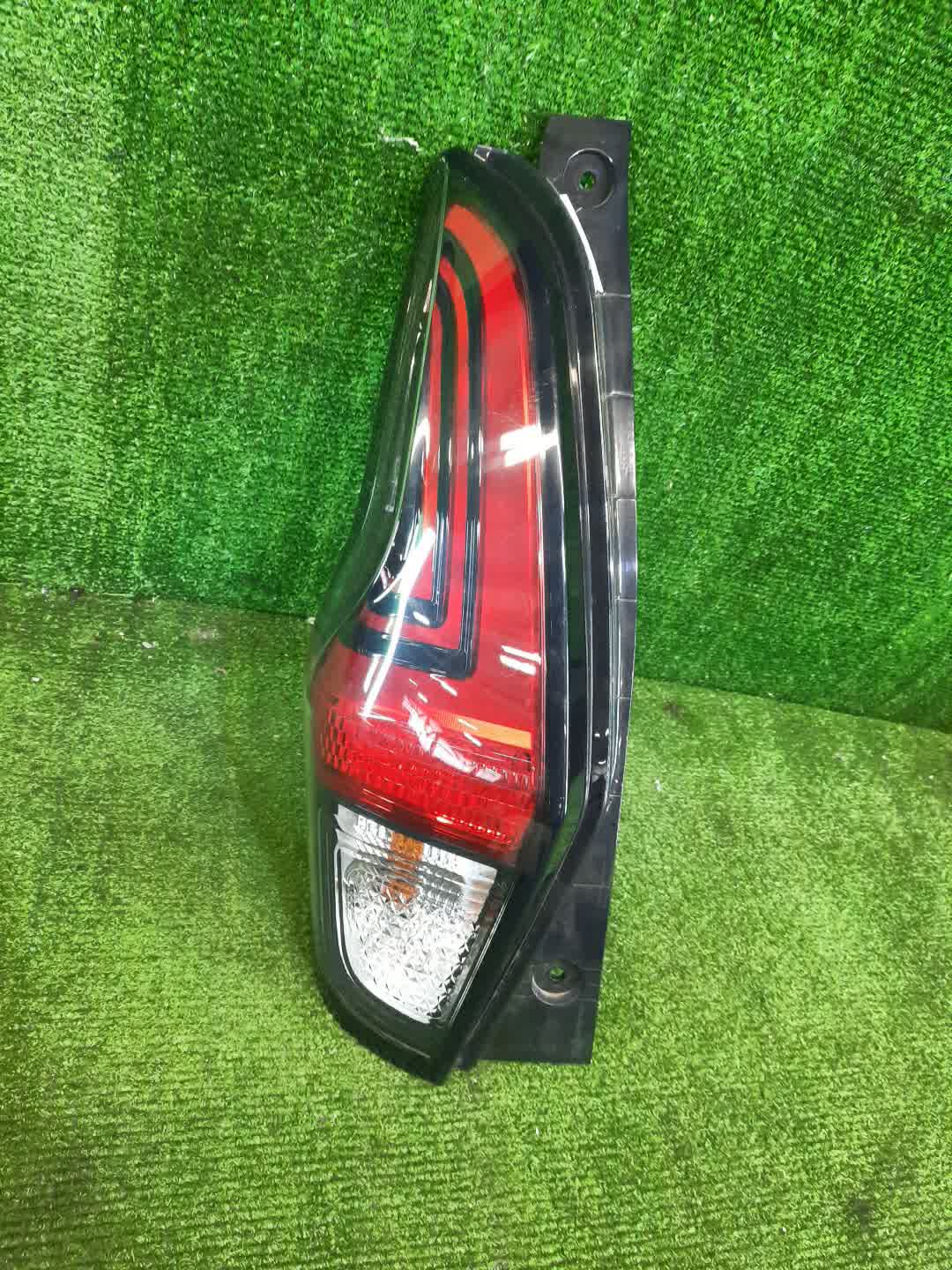 Стоп-сигнал левый задний NISSAN DAYZ B45W, B43W, B46W, B47W, B48W, B44W 1 ракурс