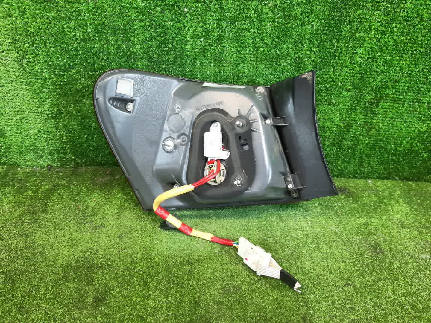 Стоп-сигнал правый задний LEXUS GS350, GS430, GS460, GS450H GRS191, GRS196, UZS190, URS190, GWS191 2 ракурс