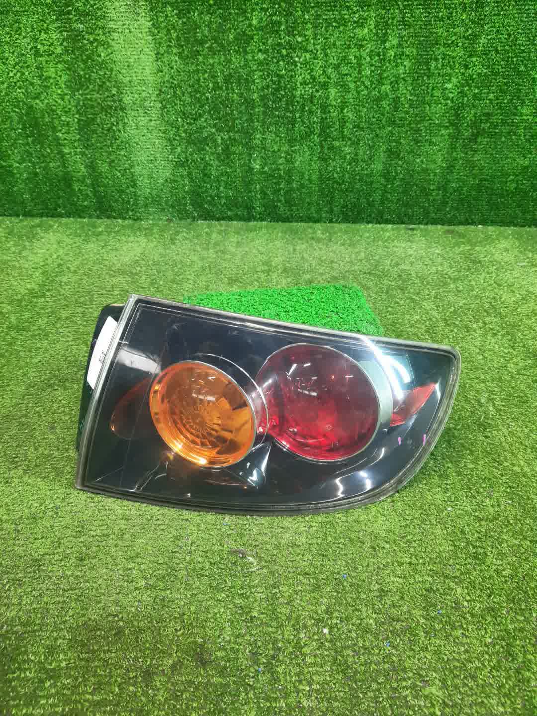Стоп-сигнал правый задний MAZDA AXELA, MAZDA 3, 3 BK5P, BK3P, BKEP, BK 1 ракурс
