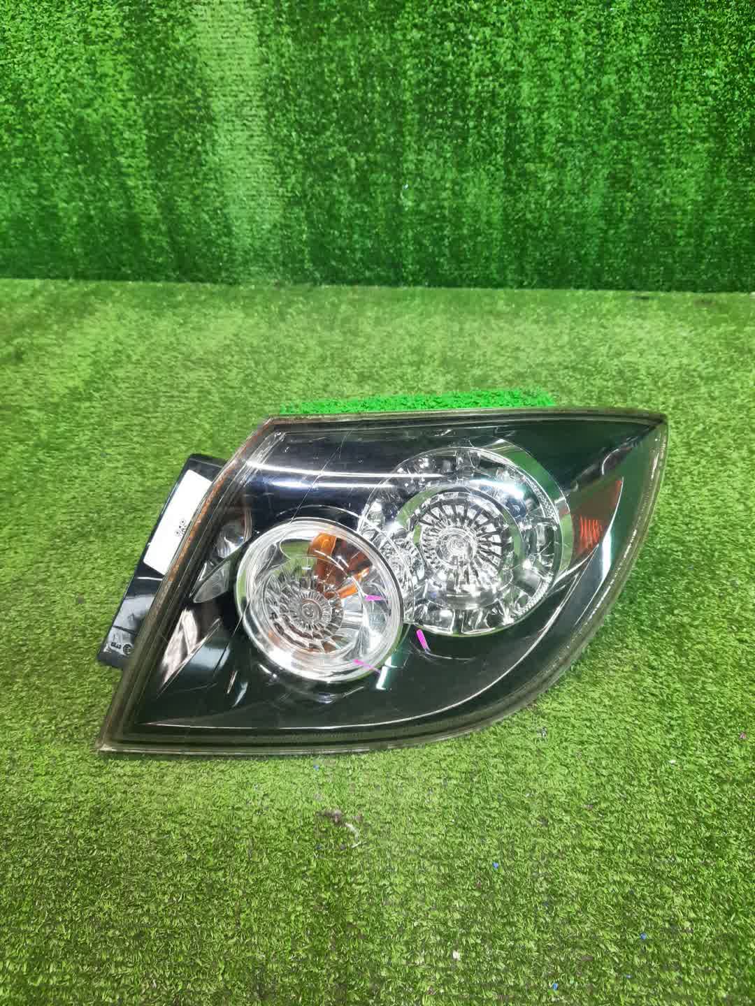 Стоп-сигнал правый задний MAZDA AXELA, MAZDA 3, 3 BK5P, BK3P, BKEP, BK 1 ракурс