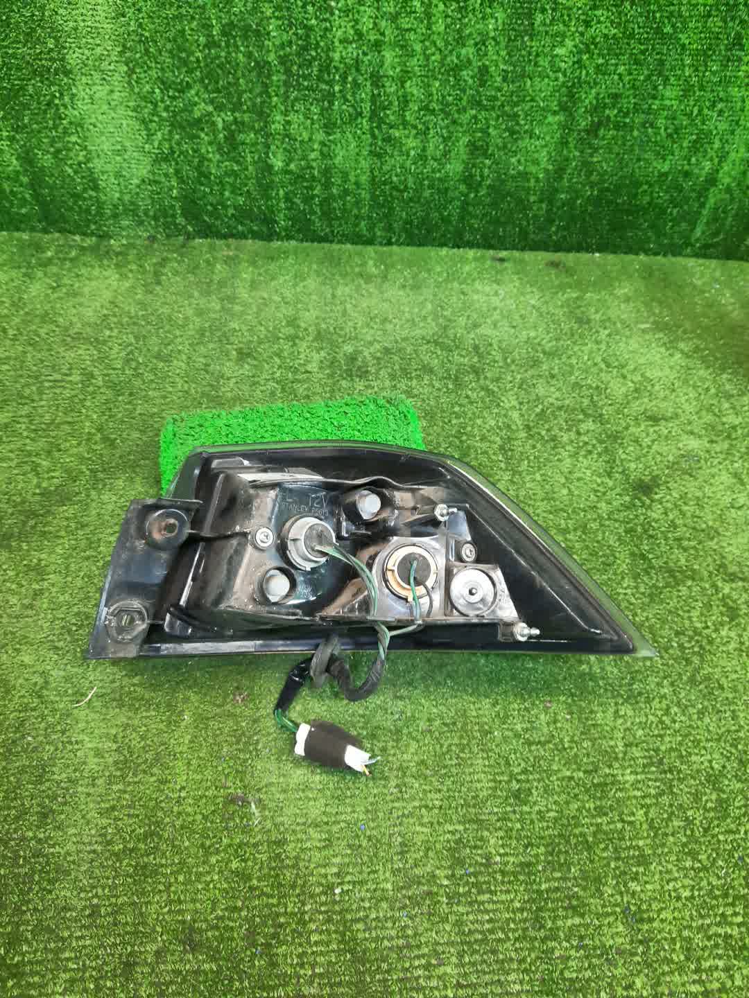 Стоп-сигнал левый задний MITSUBISHI LANCER, GALANT FORTIS CY4A, CY2A, CY3A, CY6A 3 ракурс