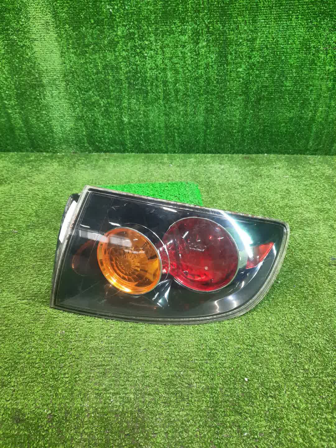 Стоп-сигнал правый задний MAZDA AXELA, MAZDA 3, 3 BK5P, BK3P, BKEP, BK 1 ракурс