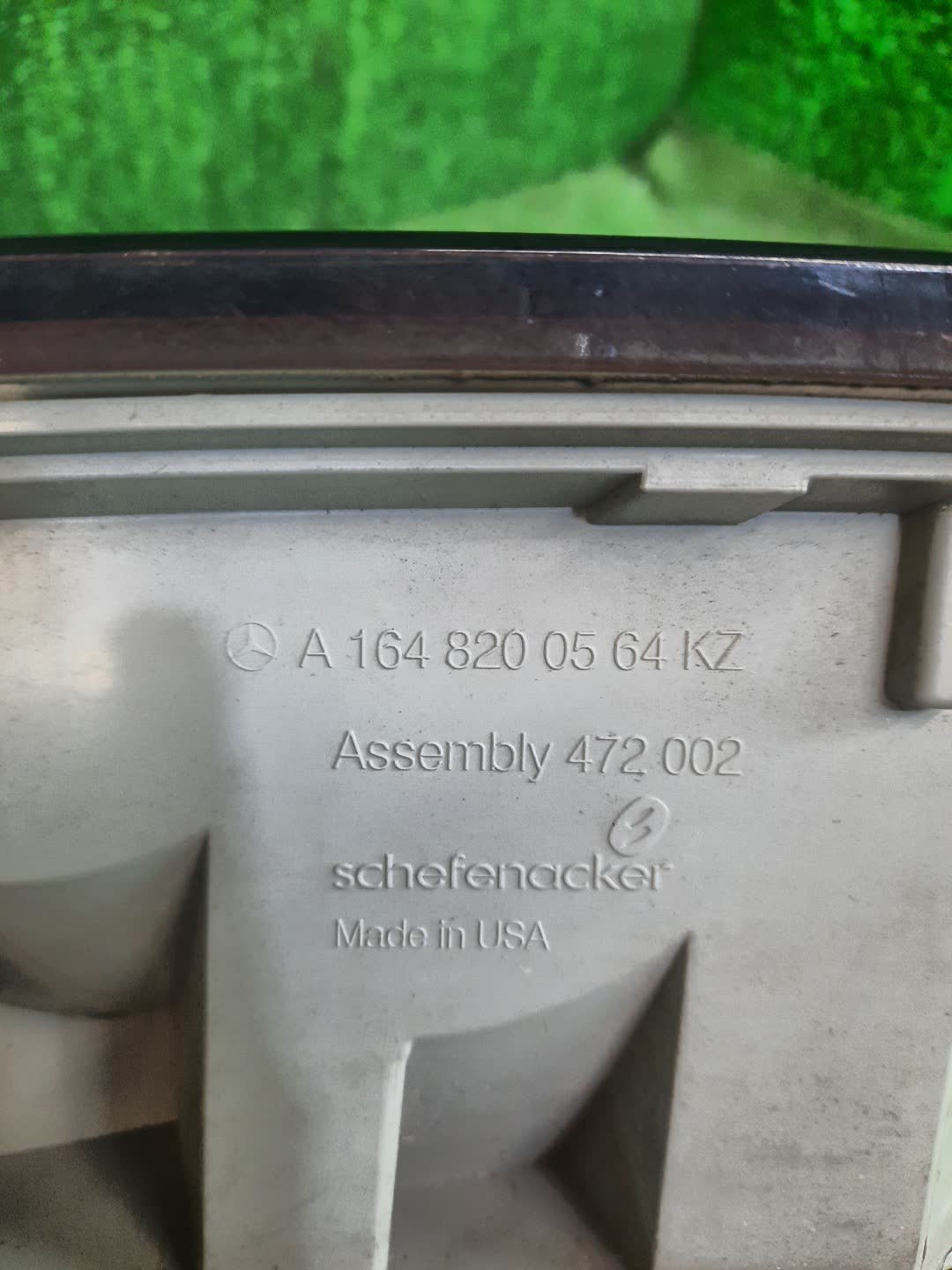 Стоп-сигнал левый задний MERCEDES-BENZ GL-Class 164.886 A1648200564 4 ракурс