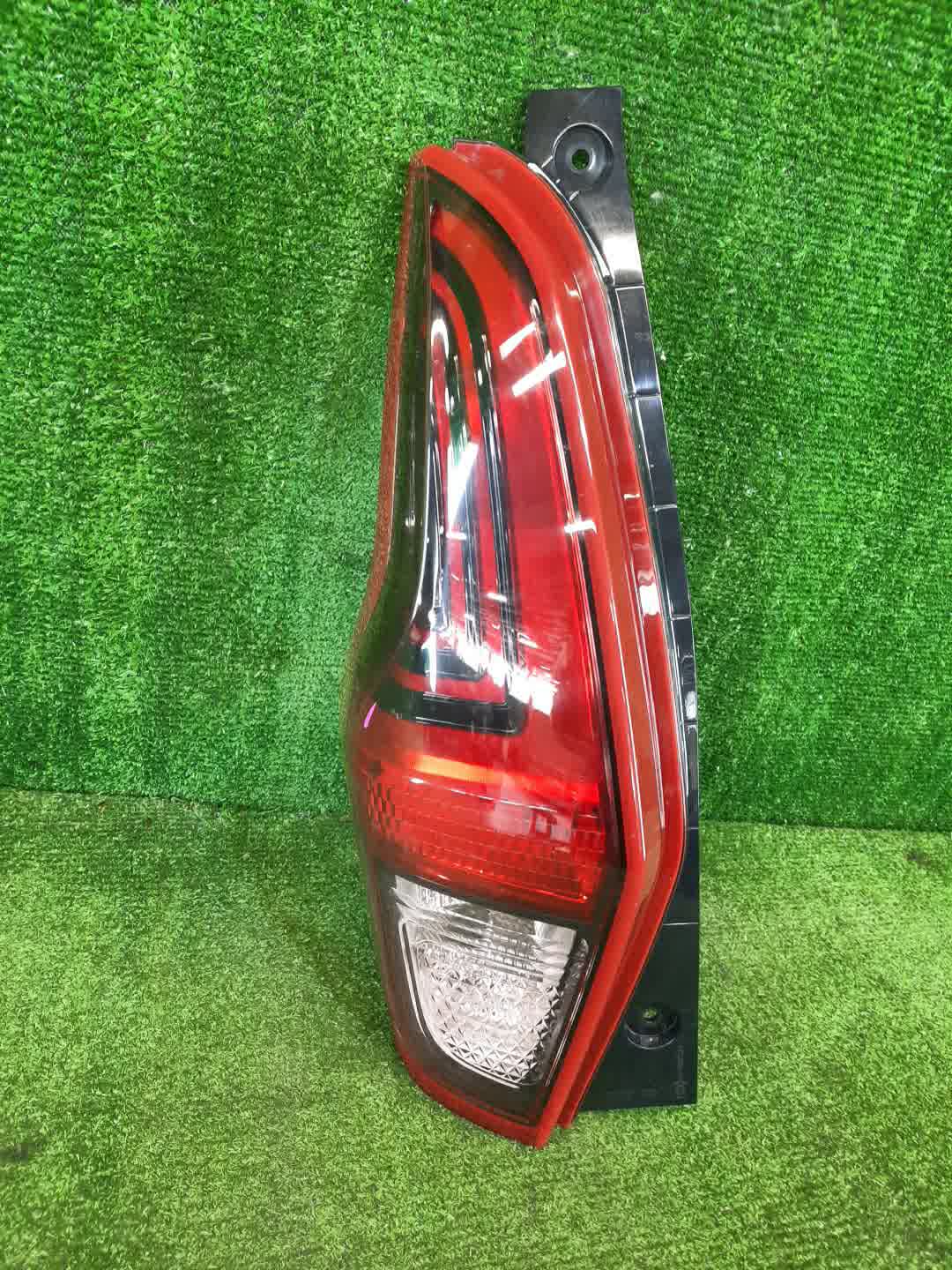 Стоп-сигнал левый задний NISSAN DAYZ B45W, B43W, B46W, B47W, B48W, B44W 1 ракурс