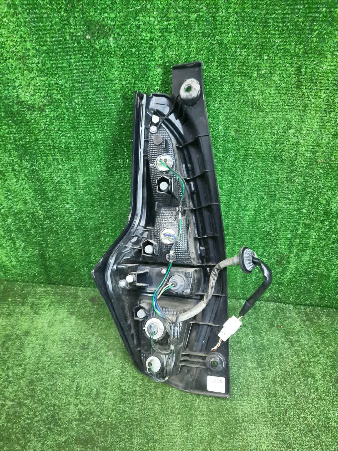 Стоп-сигнал правый задний NISSAN DAYZ B45W, B43W, B46W, B47W, B48W, B44W 2 ракурс