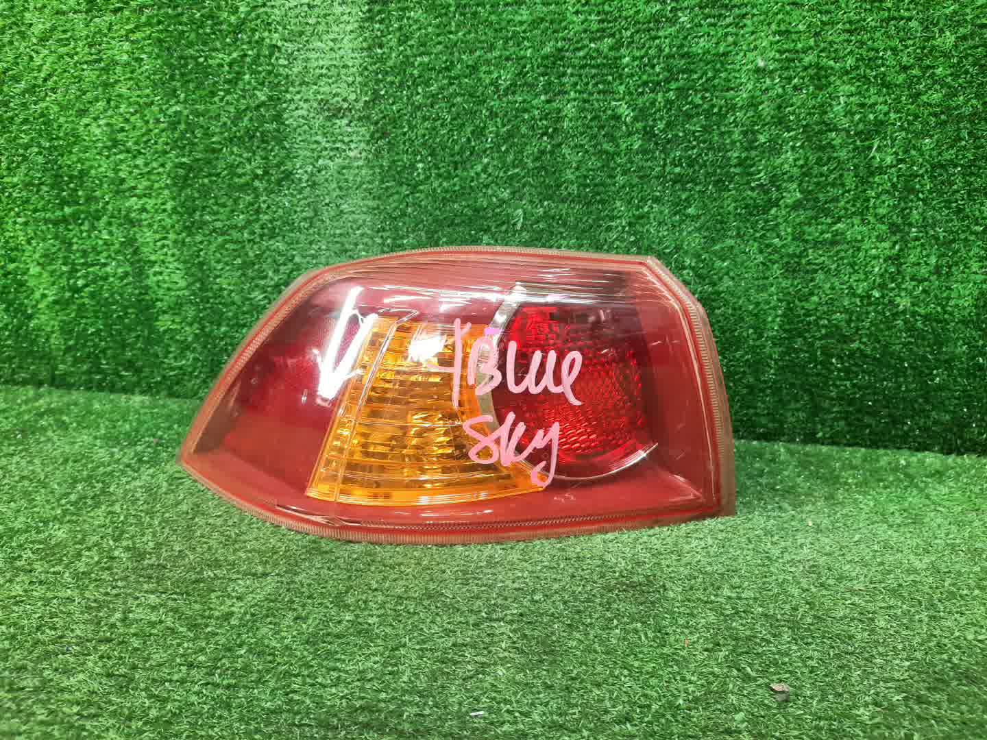 Стоп-сигнал левый задний MITSUBISHI LANCER, GALANT FORTIS CY4A, CY2A, CY3A, CY6A 1 ракурс