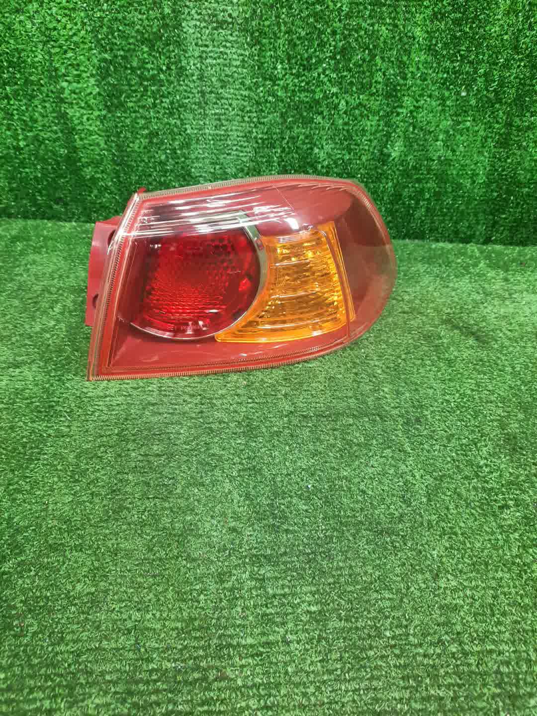 Стоп-сигнал правый задний MITSUBISHI LANCER, GALANT FORTIS CY4A, CY2A, CY3A, CY6A 1 ракурс