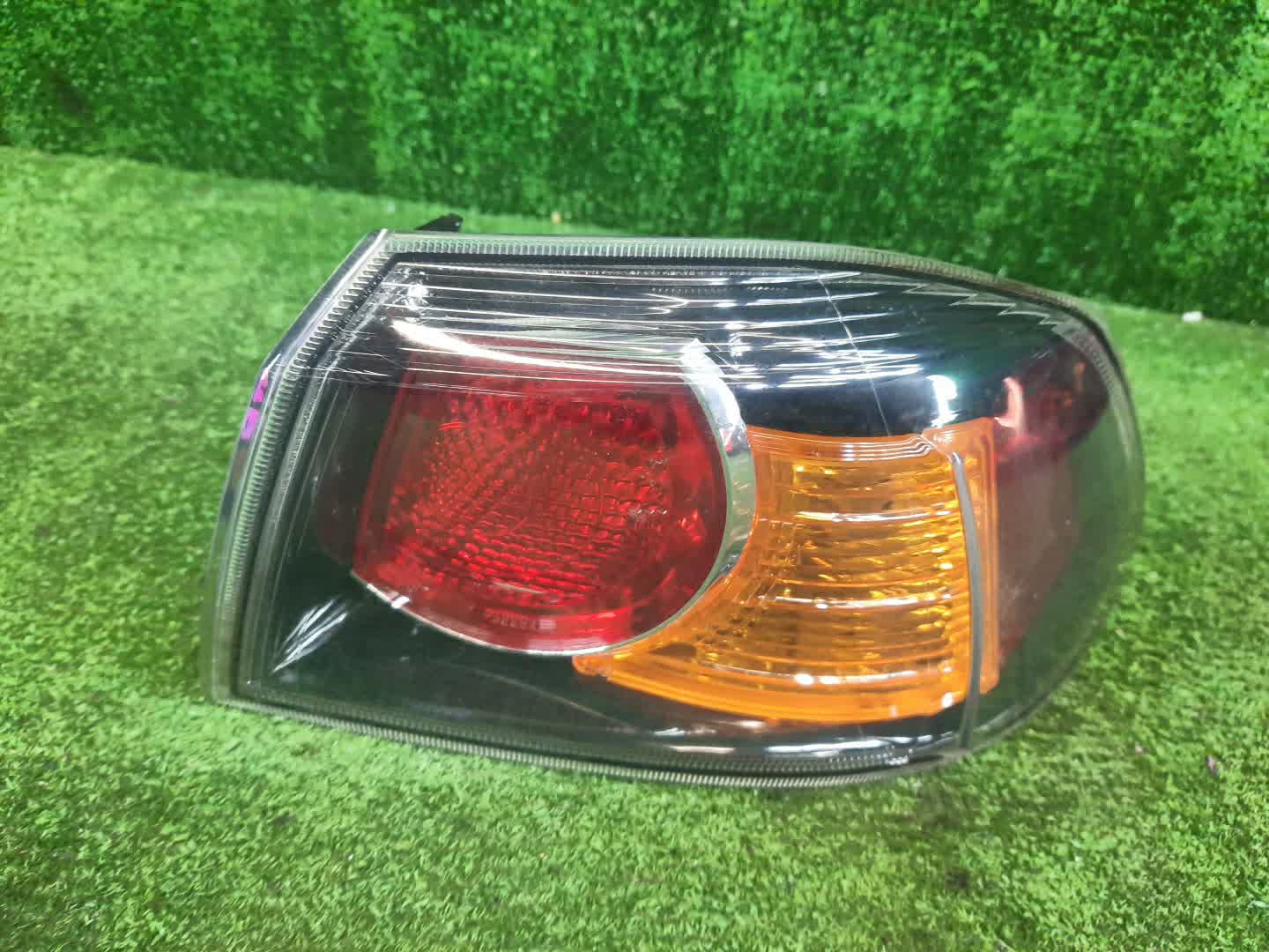 Стоп-сигнал правый задний MITSUBISHI LANCER, GALANT FORTIS CY4A, CY2A, CY3A, CY6A 1 ракурс