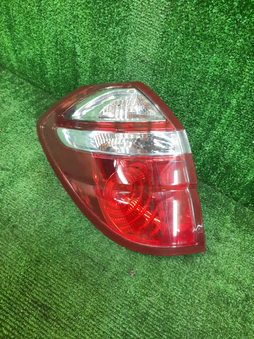 Стоп-сигнал левый задний SUBARU LEGACY BP9, BP5, BPE 1 ракурс