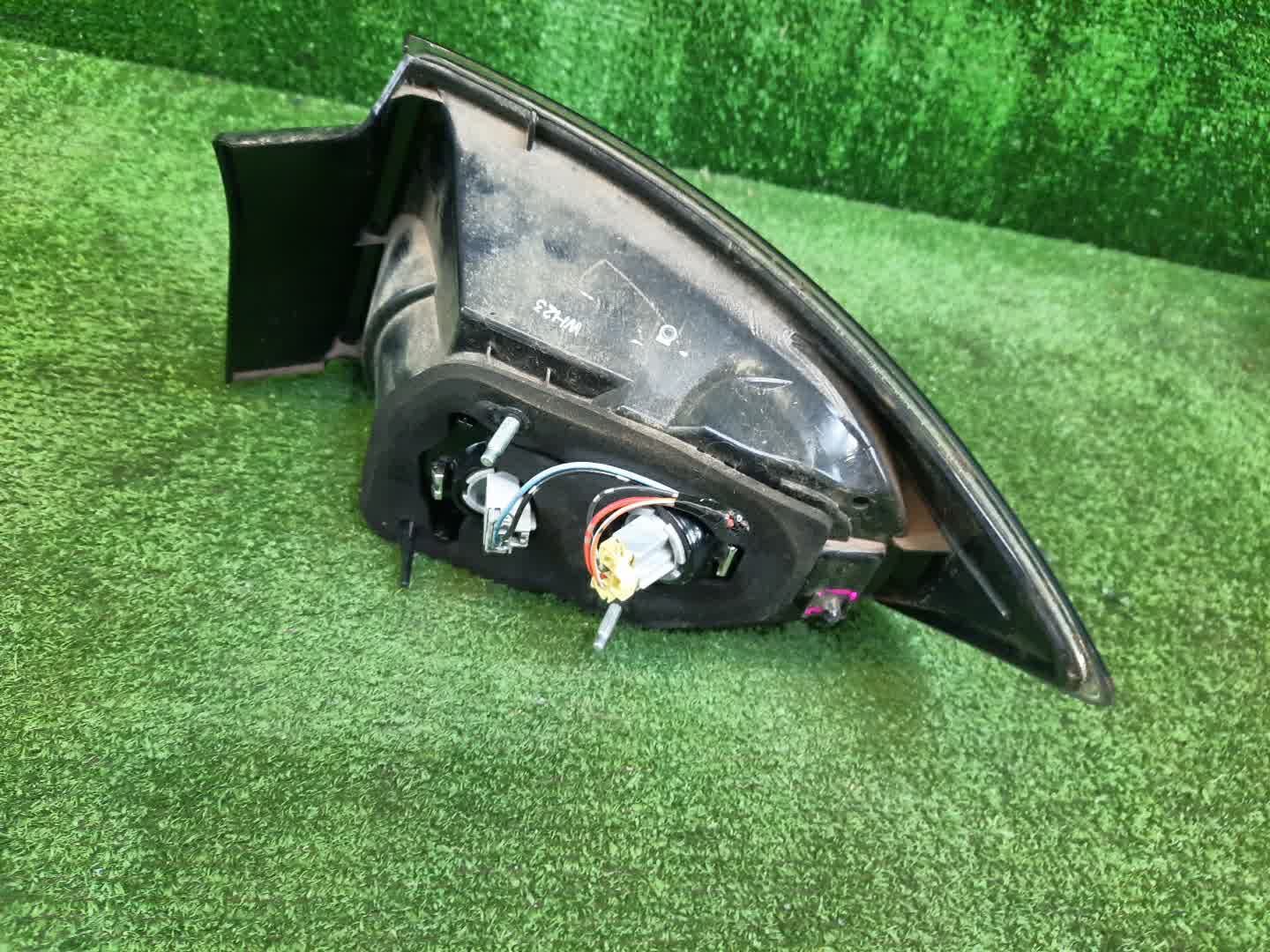 Стоп-сигнал левый задний MAZDA AXELA, MAZDA 3, 3 BK5P, BK3P, BKEP, BK 2 ракурс