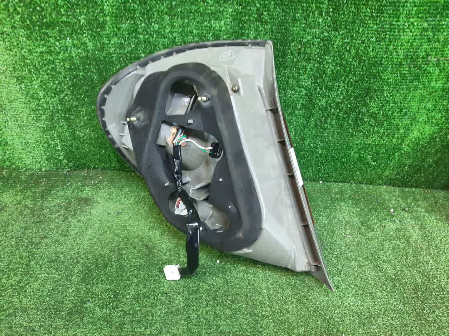 Стоп-сигнал правый задний TOYOTA CAMRY, ALTIS ACV30, ACV35, ACV30N, ACV35N 2 ракурс