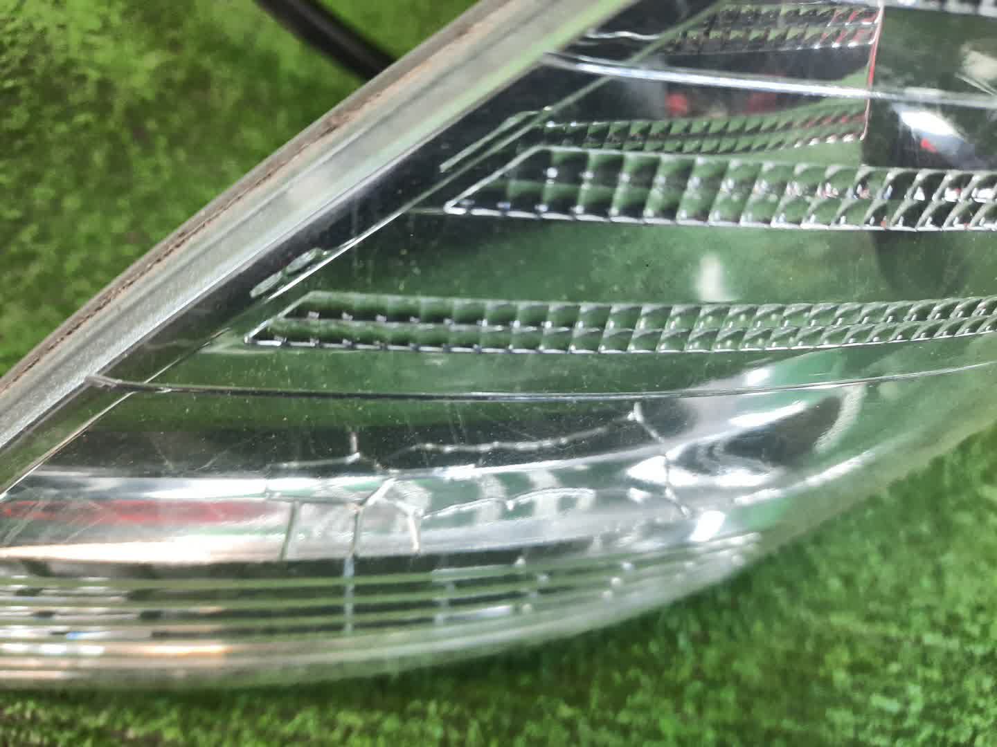 Стоп-сигнал левый задний TOYOTA ALTEZZA, IS200, IS300 GXE10, SXE10, JCE10, JCE15 2 ракурс