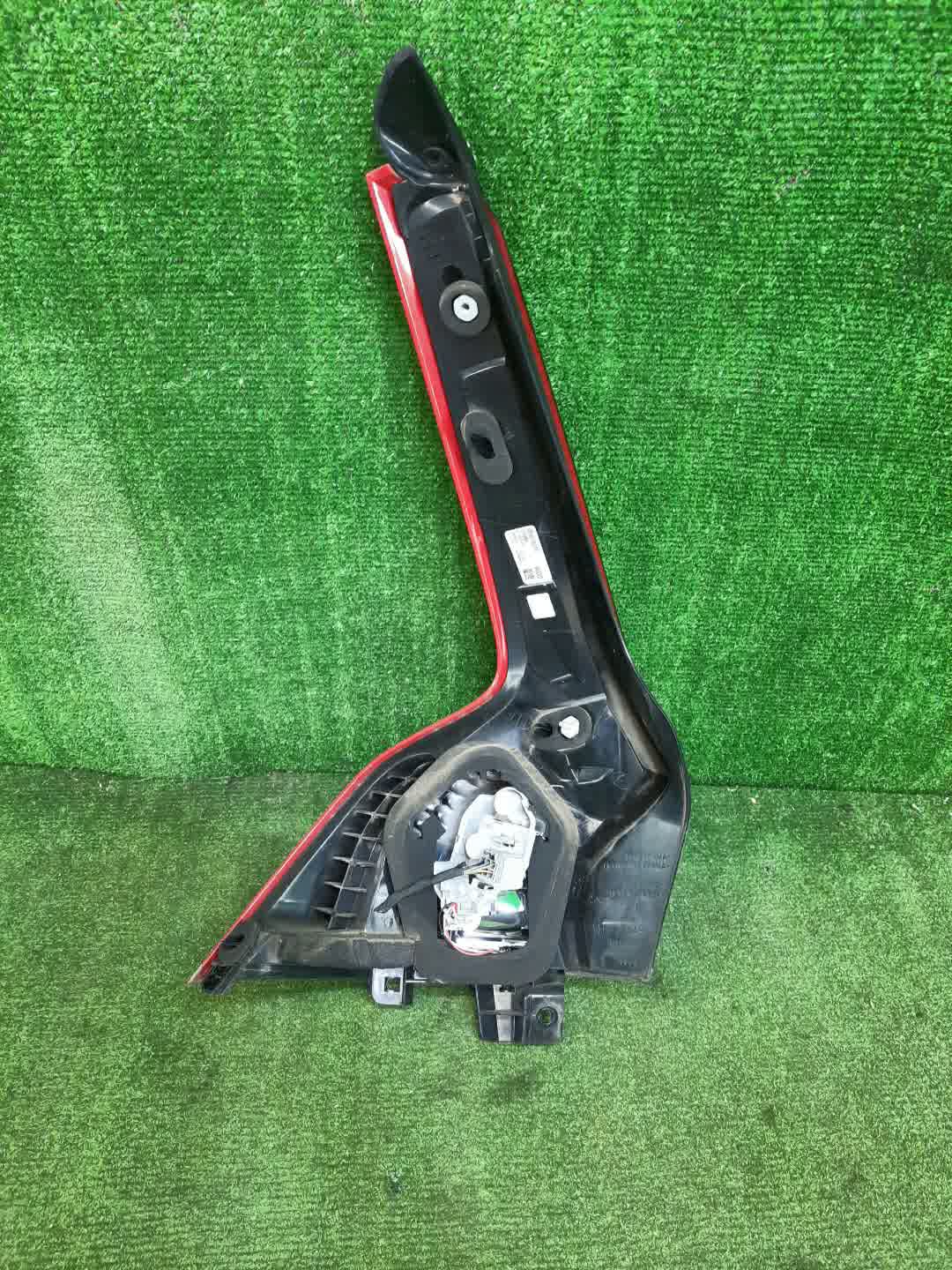 Стоп-сигнал правый задний VOLVO V60 FW45, FW47, FW, FW52, FW48, FW90 4 ракурс
