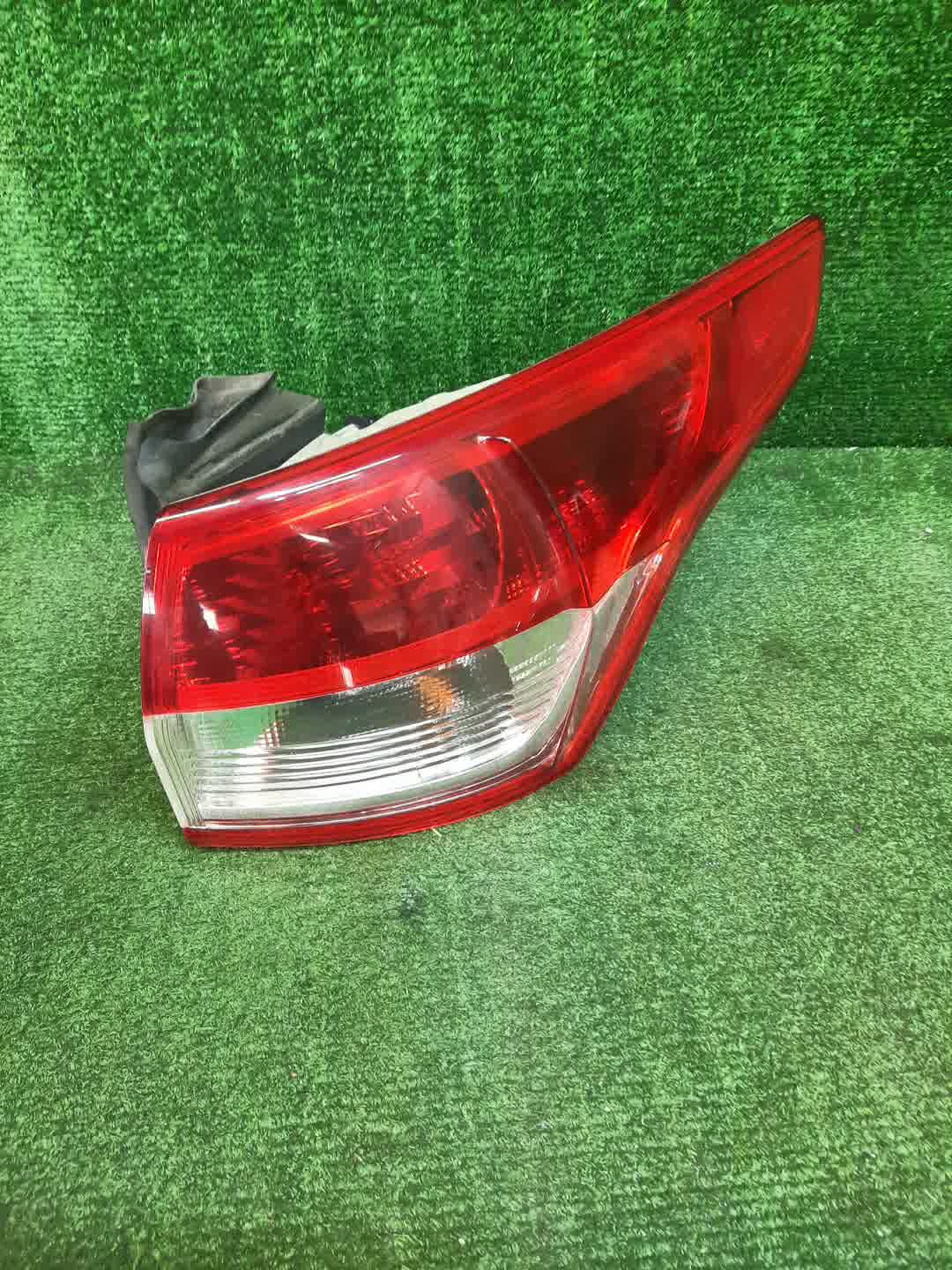 Стоп-сигнал правый задний FORD KUGA CBS 1 ракурс