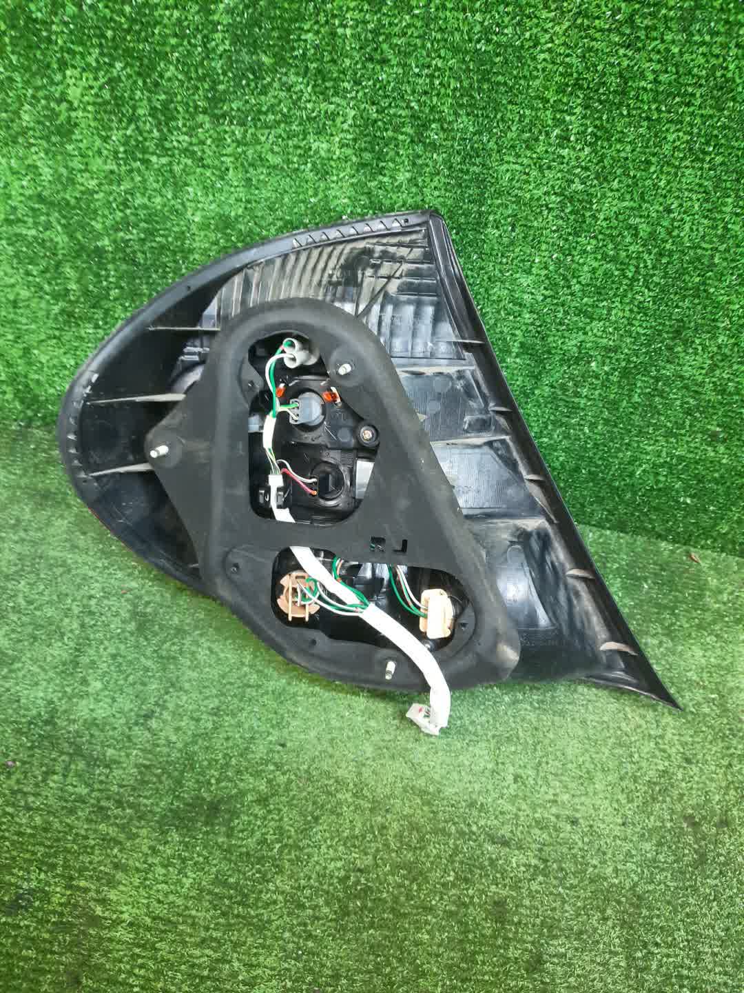Стоп-сигнал правый задний TOYOTA CAMRY, ALTIS ACV30, ACV35, ACV30N, ACV35N 2 ракурс
