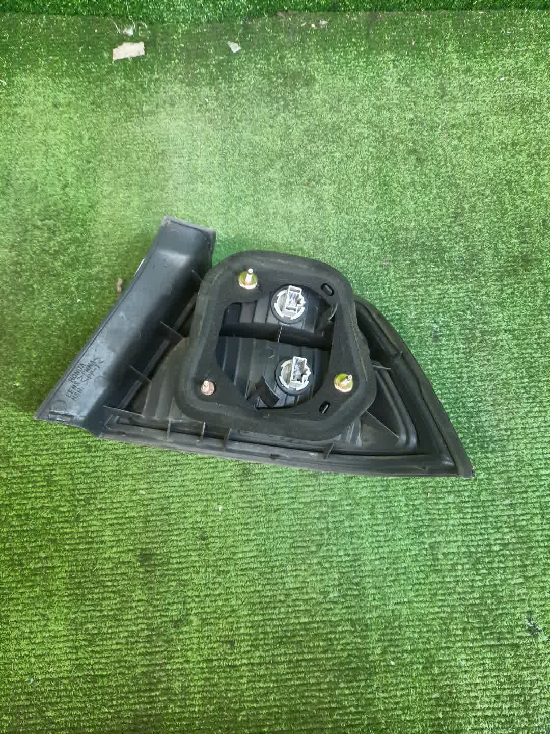 Стоп-сигнал левый задний HONDA ACCORD, ASKA CL3, CF4, CF3, CF5, CL1, CJ2, CJ3 2 ракурс