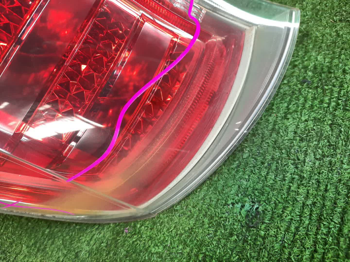 Стоп-сигнал левый задний HONDA STEPWGN RK1 2 ракурс
