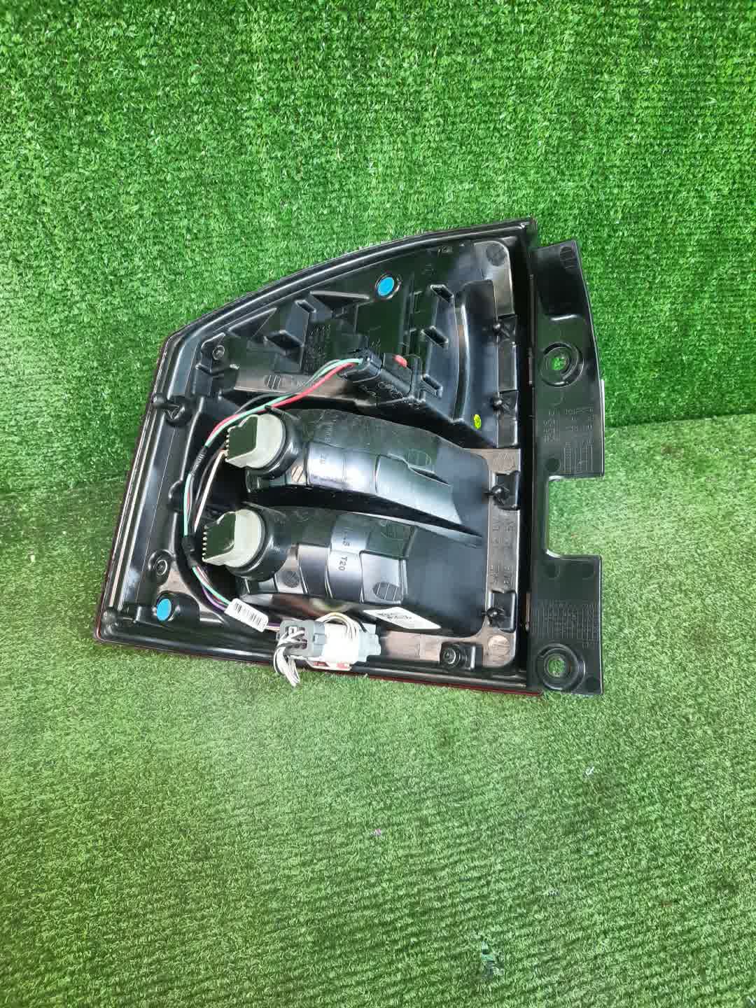 Стоп-сигнал правый задний JEEP COMPASS MK49 1C4NJDDB6ED923881 2 ракурс