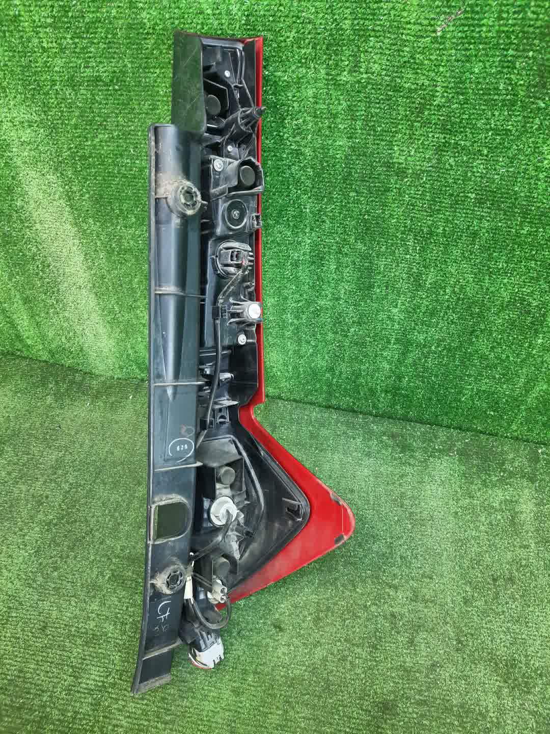 Стоп-сигнал левый задний TOYOTA THOR, JUSTY, TANK, ROOMY M910S, M900S, M900F, M910F, M910A, M900A 2 ракурс