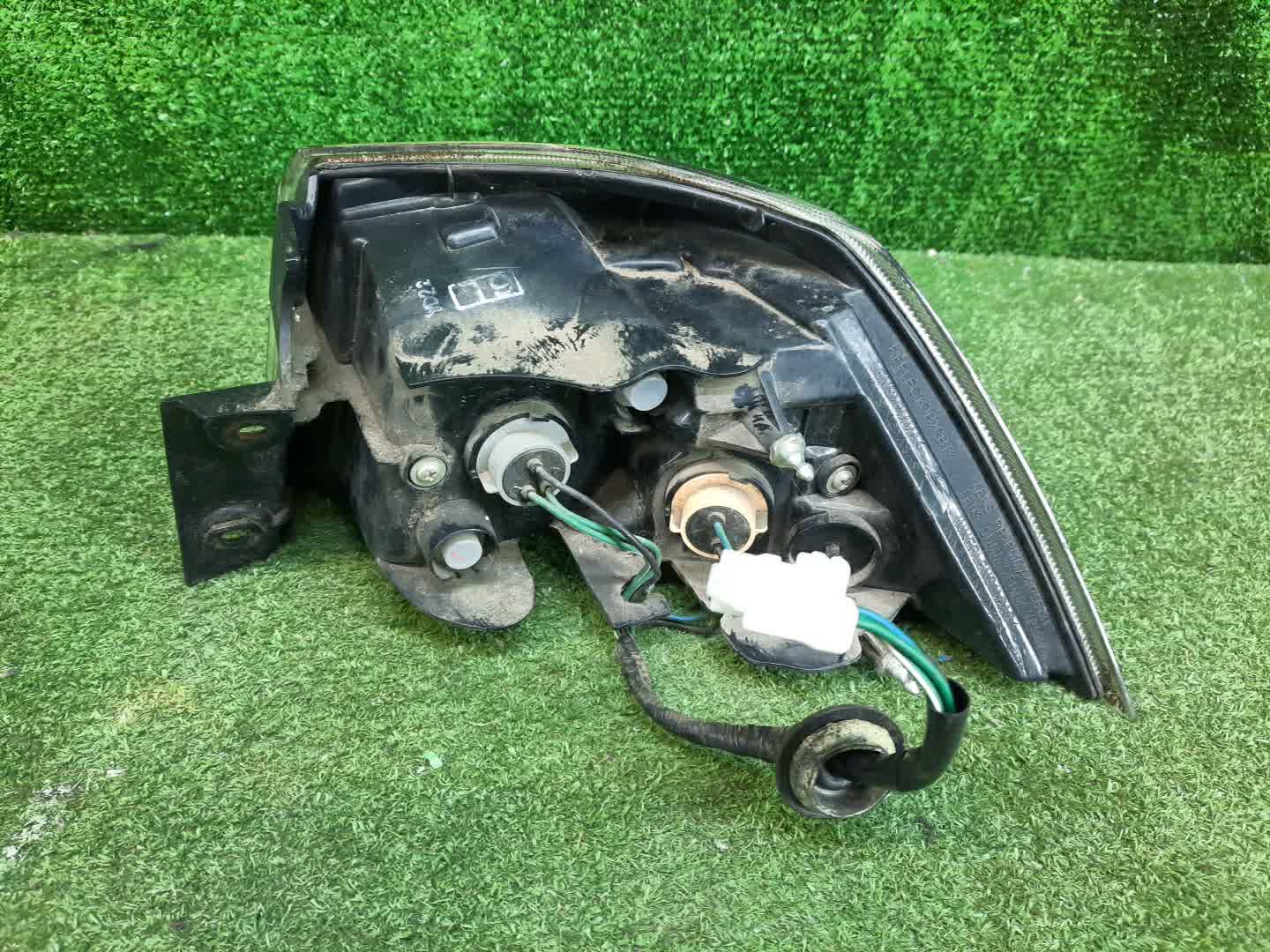 Стоп-сигнал левый задний MITSUBISHI LANCER, GALANT FORTIS CY4A, CY2A, CY3A, CY6A 2 ракурс